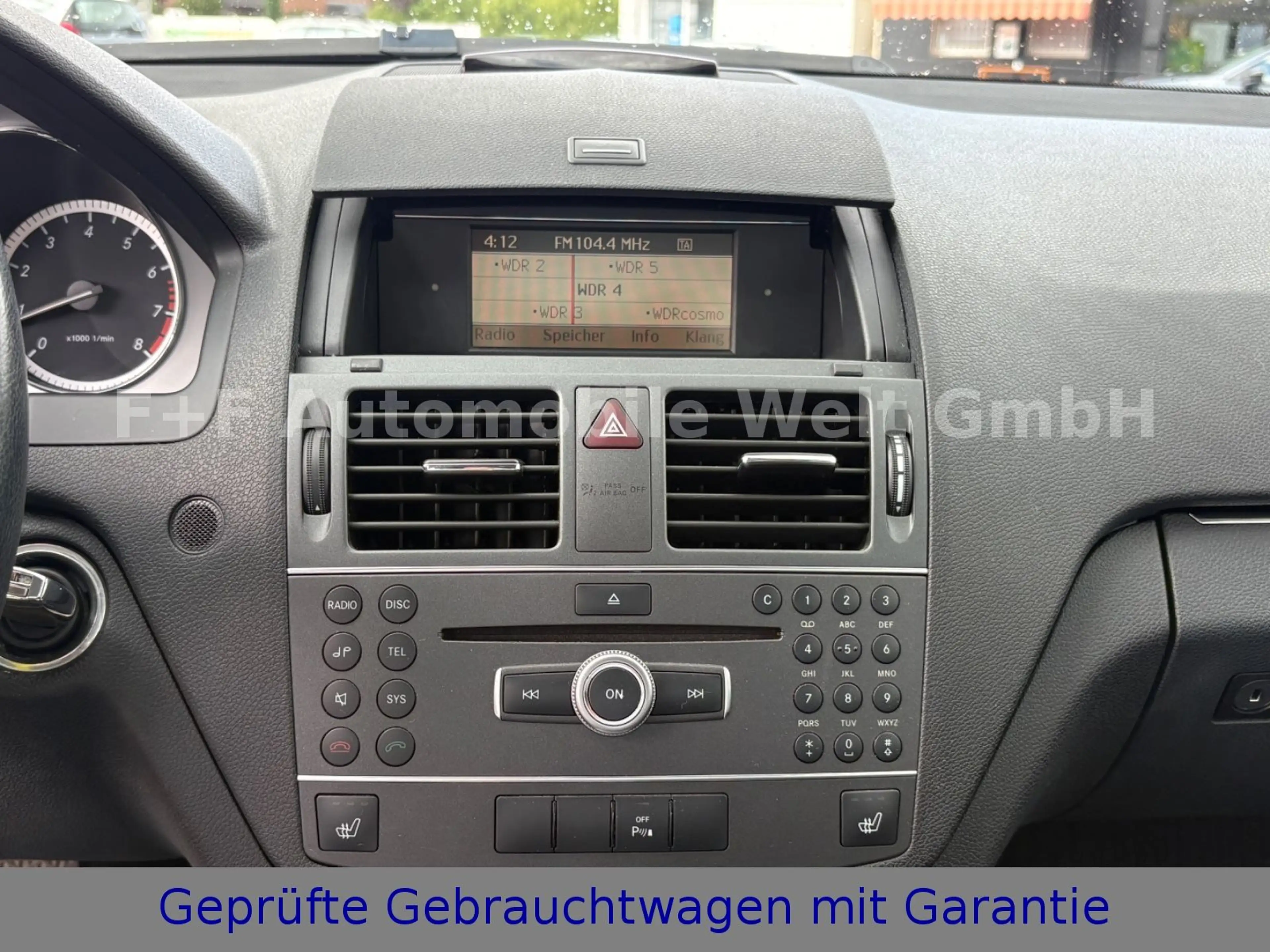 Mercedes-Benz C 180 CGI BlueEfficiency*AUTOMATIK*TÜV-NEU* — photo 10