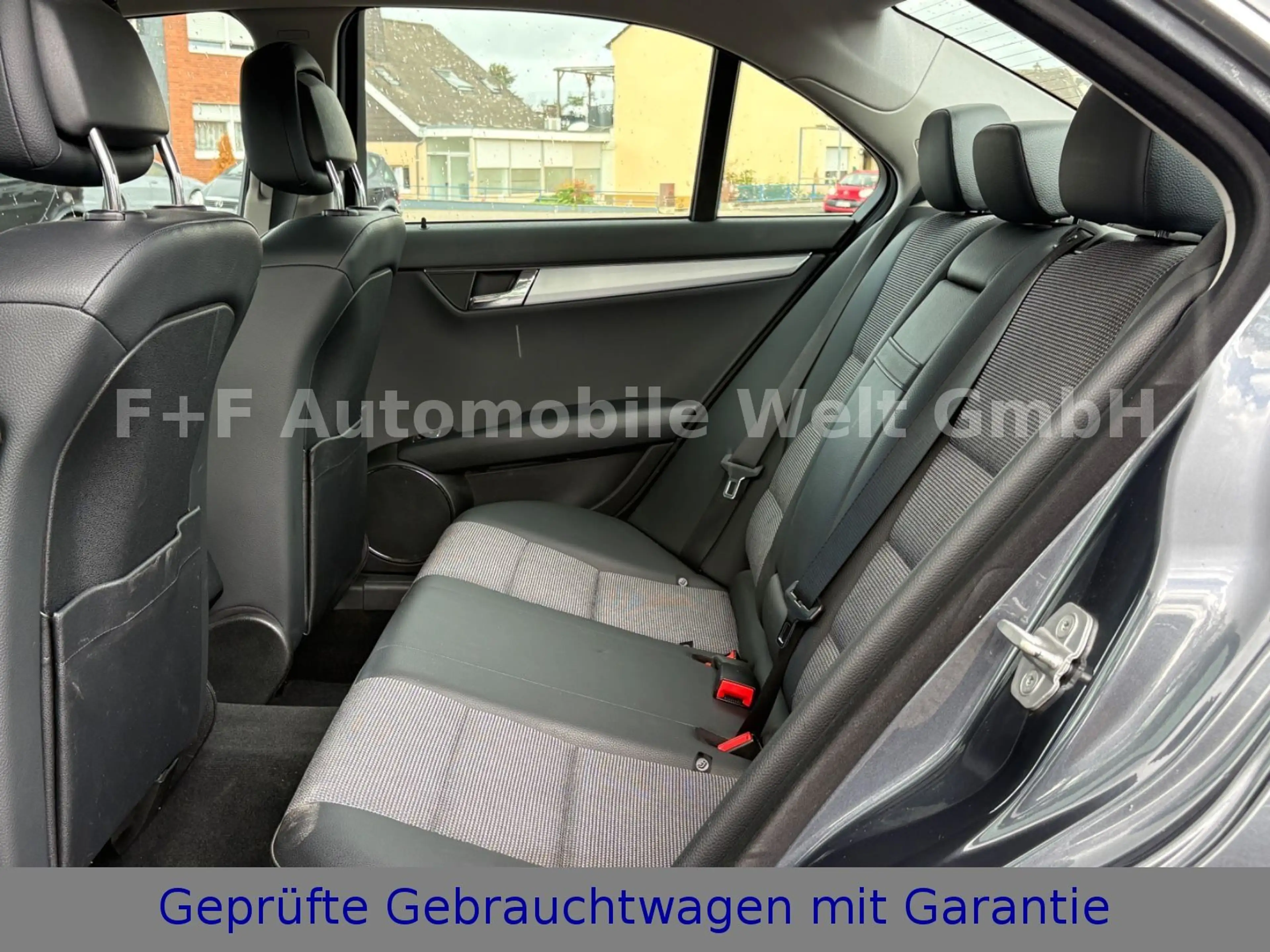 Mercedes-Benz C 180 CGI BlueEfficiency*AUTOMATIK*TÜV-NEU* — photo 12