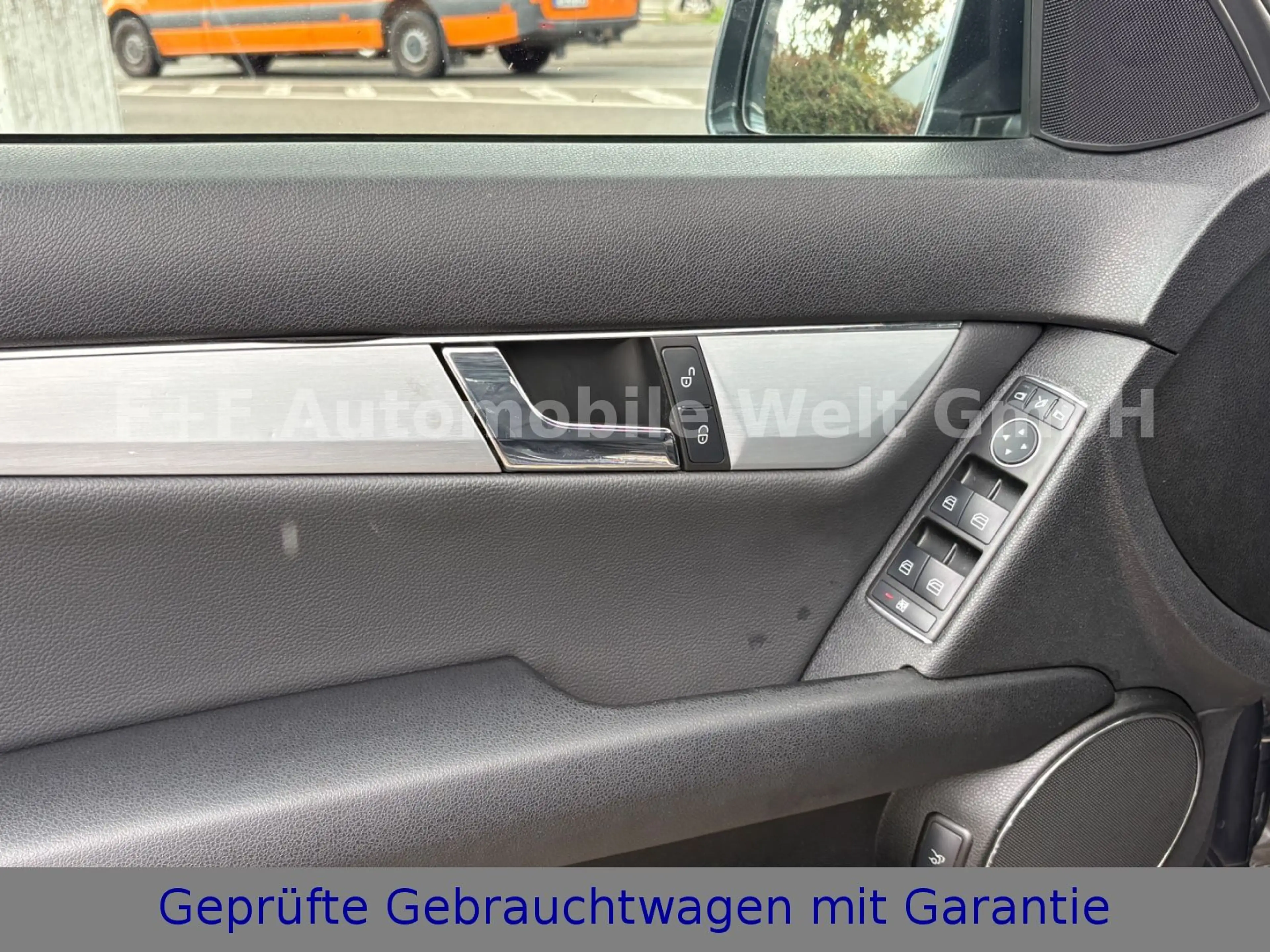 Mercedes-Benz C 180 CGI BlueEfficiency*AUTOMATIK*TÜV-NEU* — photo 5