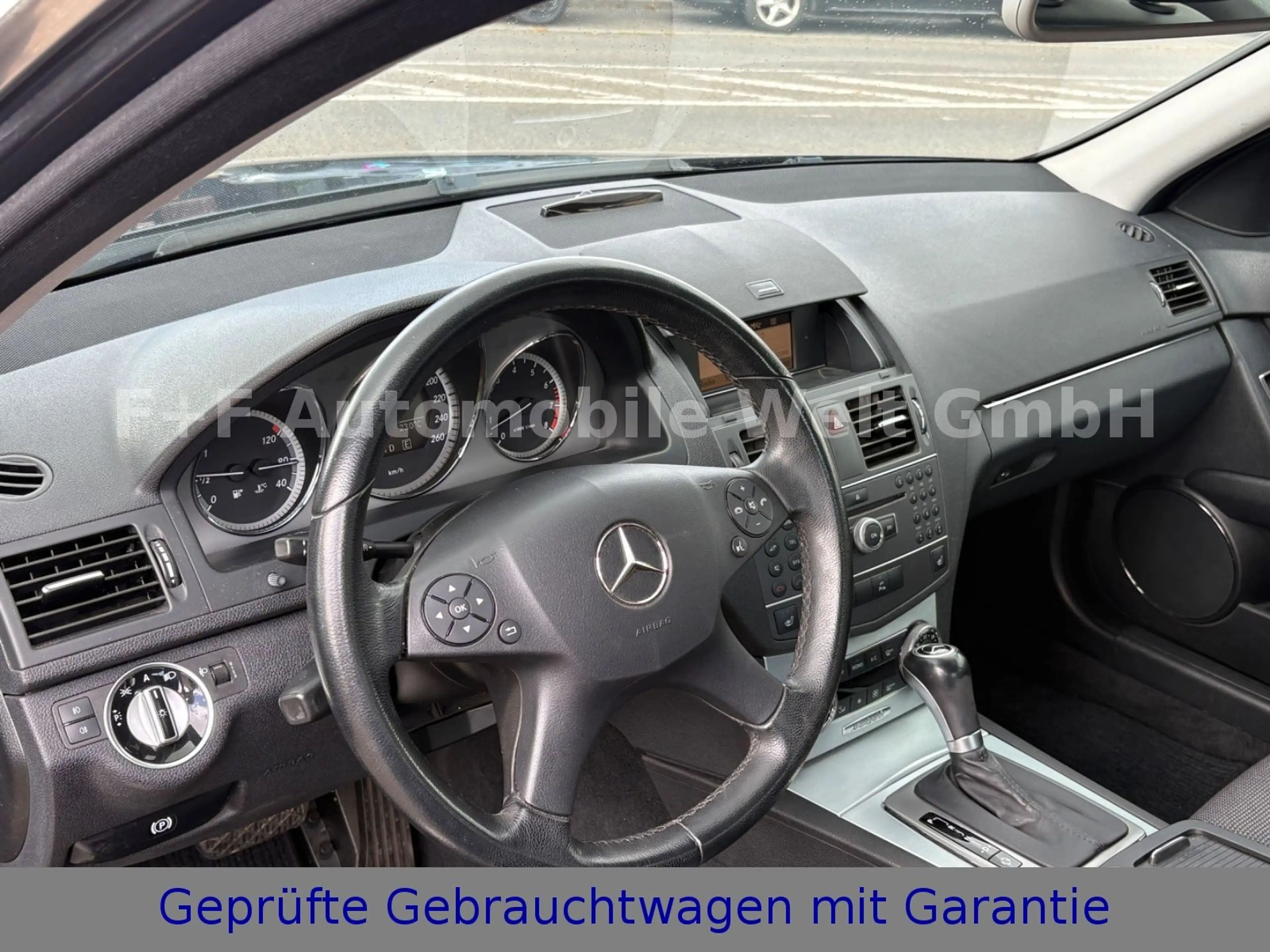 Mercedes-Benz C 180 CGI BlueEfficiency*AUTOMATIK*TÜV-NEU* — photo 8