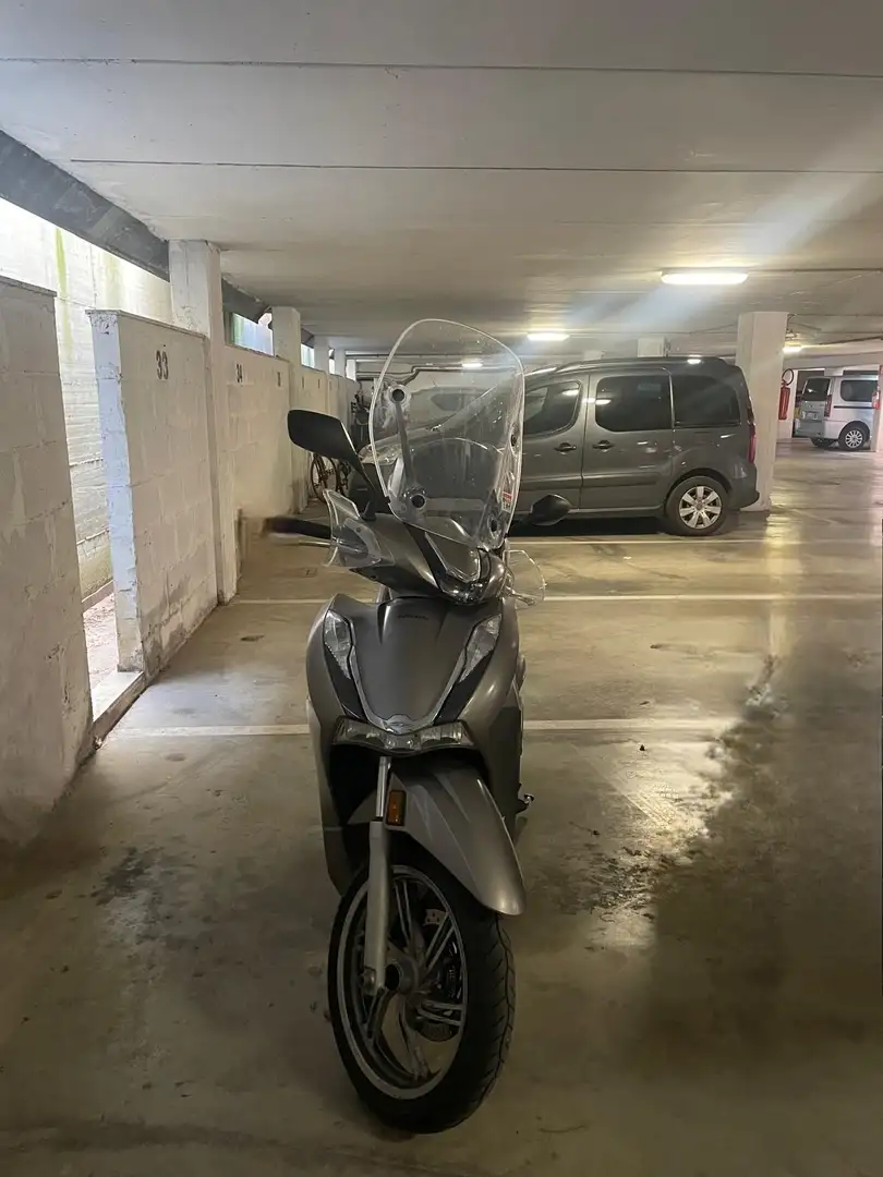 Honda SH 350i Grigio - 1