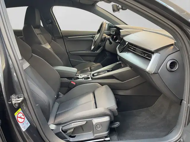 Audi A3 view 4