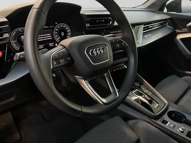 Audi A3 view 9