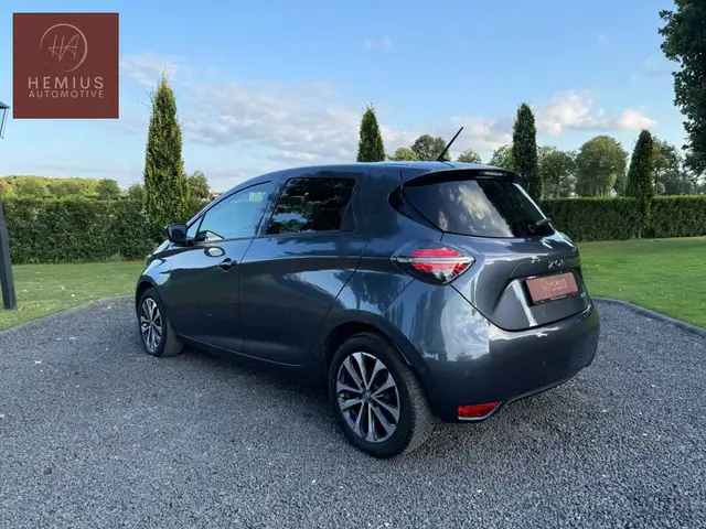Renault Zoe view 3