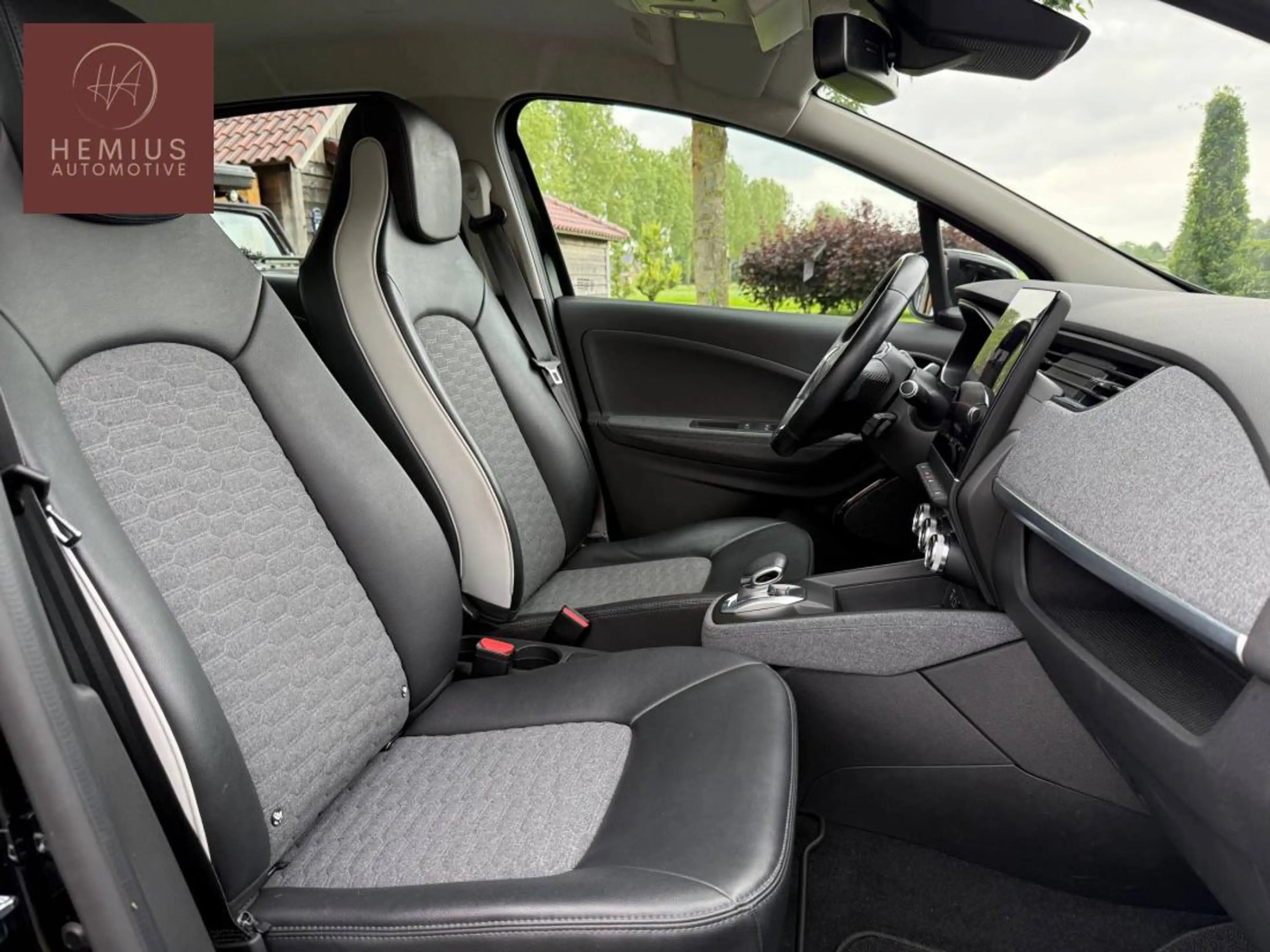 Renault ZOE R135 Intens 52 kWh - CCS - SOH 96% - Koop Accu- XX — photo 13