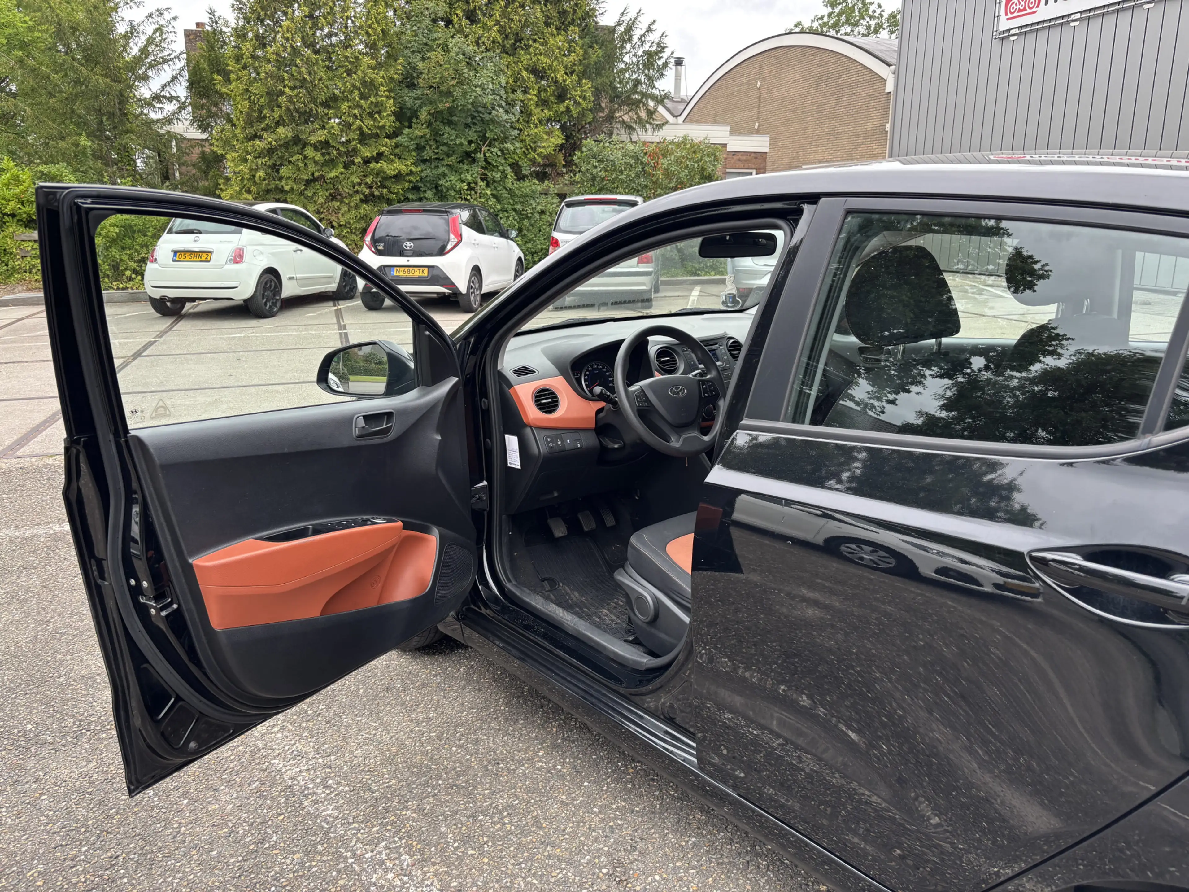 Hyundai i10 1.0i i-Motion Comfort — photo 6