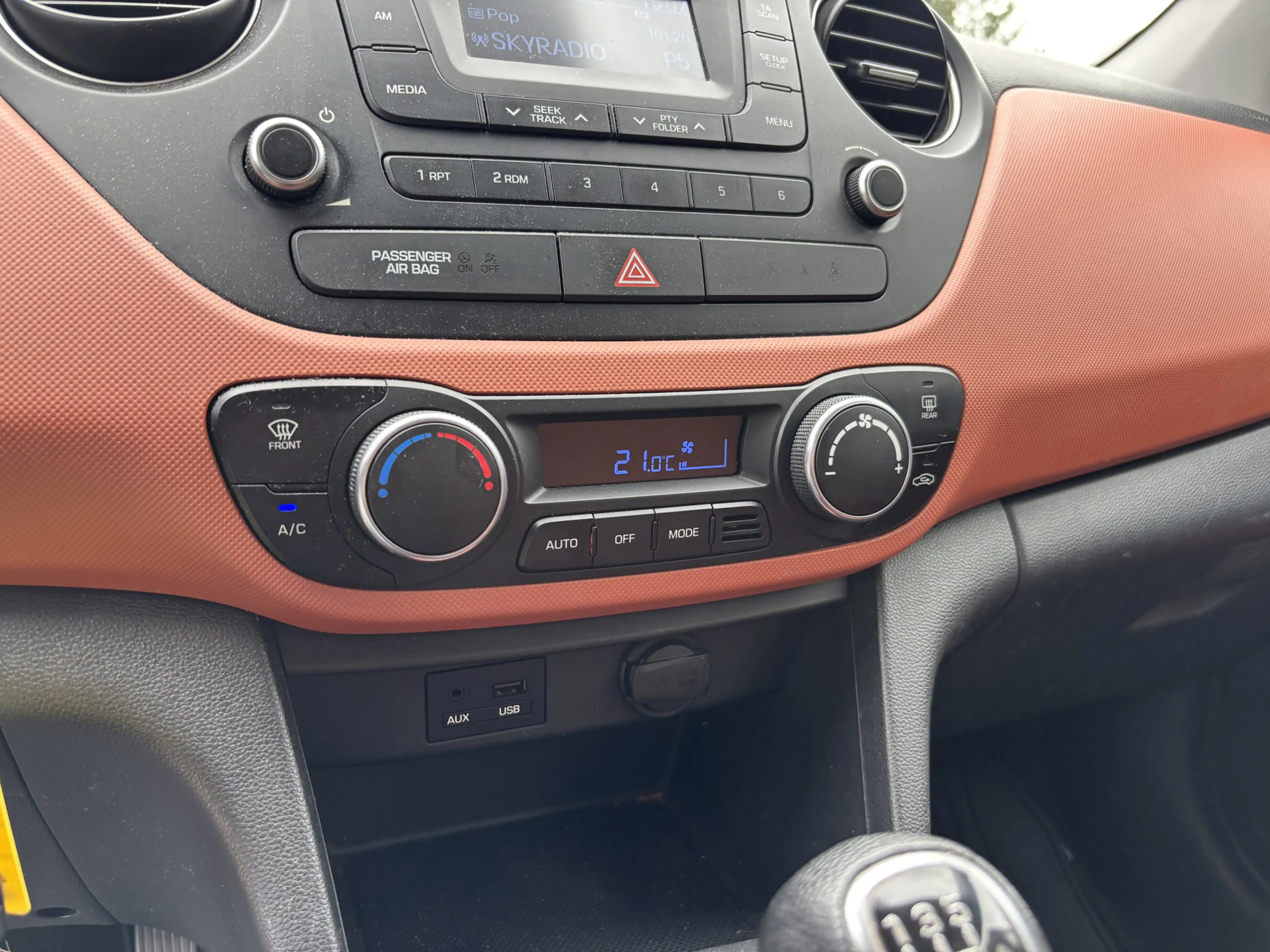Hyundai i10 1.0i i-Motion Comfort — photo 14