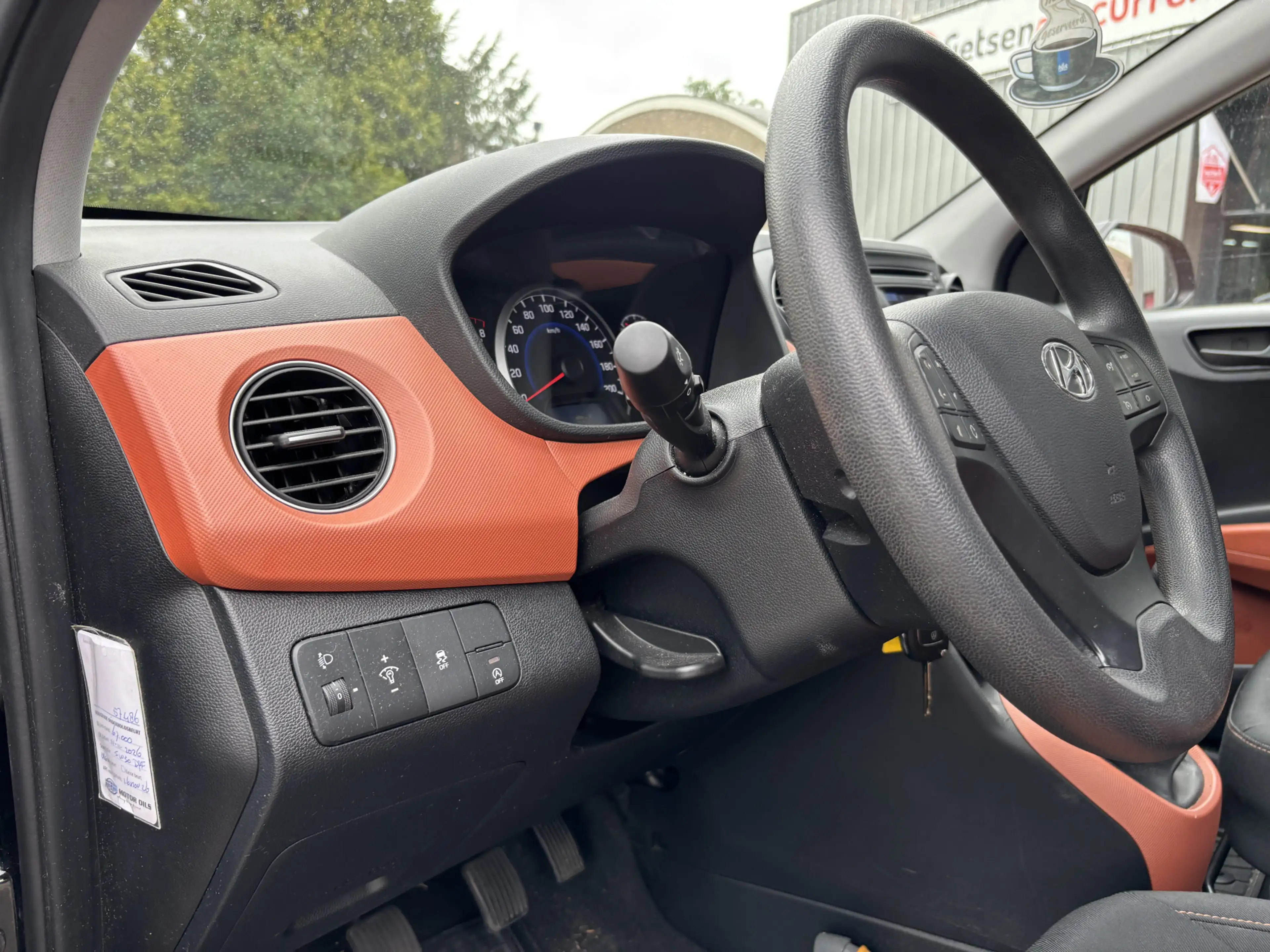 Hyundai i10 1.0i i-Motion Comfort — photo 9