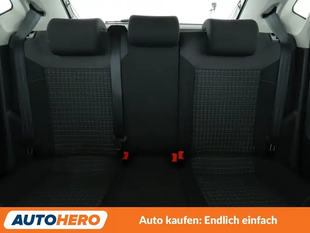 Volkswagen Polo view 15