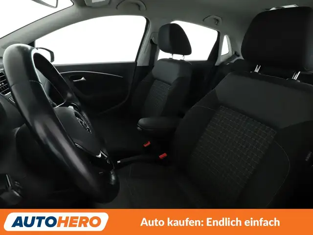 Volkswagen Polo view 10