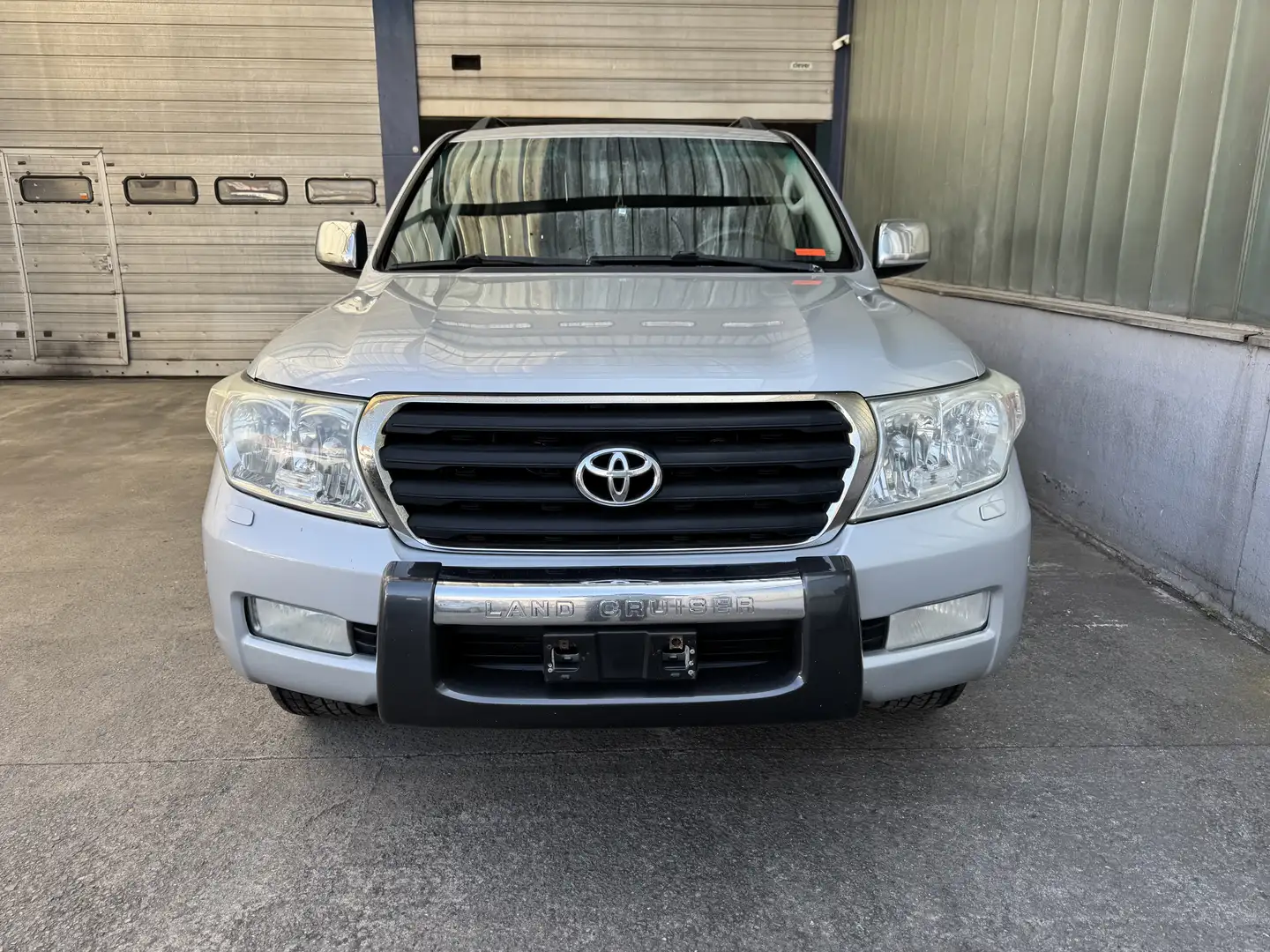 Toyota Land Cruiser V8 D-4D Automatik Execut for Export out of Europe - 2