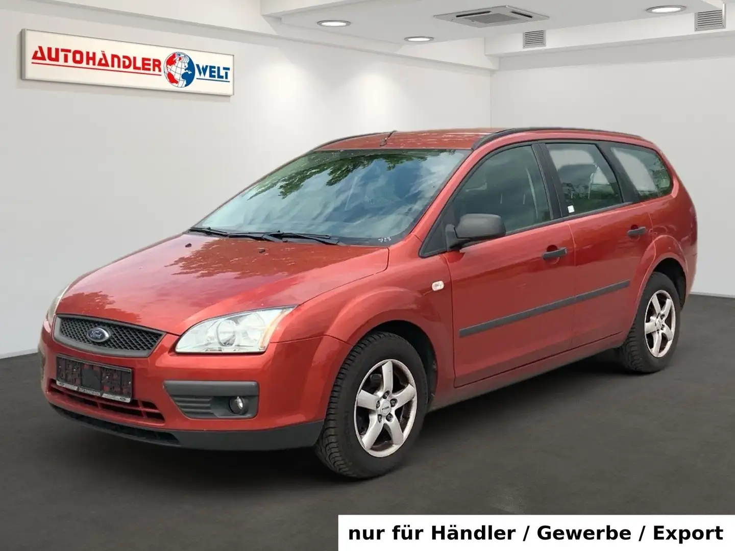 Ford Focus 1.6 Kombi Trend Rot - 1