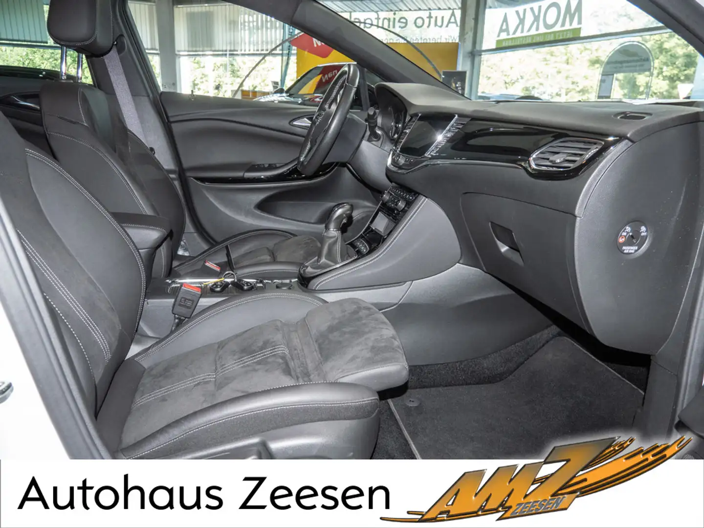 Opel Astra K ST 1.2 Ultimate BOSE NAVI HGSD AHK Blanc - 2