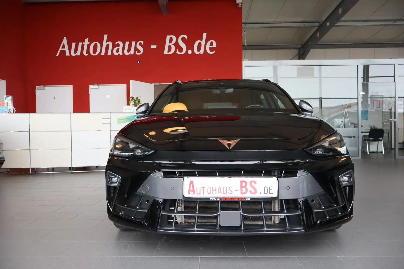 CUPRA Leon Sportstourer 1.5 eTSI DSG,KameraNaviLED,1Hd Noir - 2