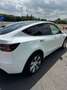 Tesla Model Y SR | 1. Hand | 02/2024 | 24.965 km | BYD-Akku Weiß - thumbnail 5