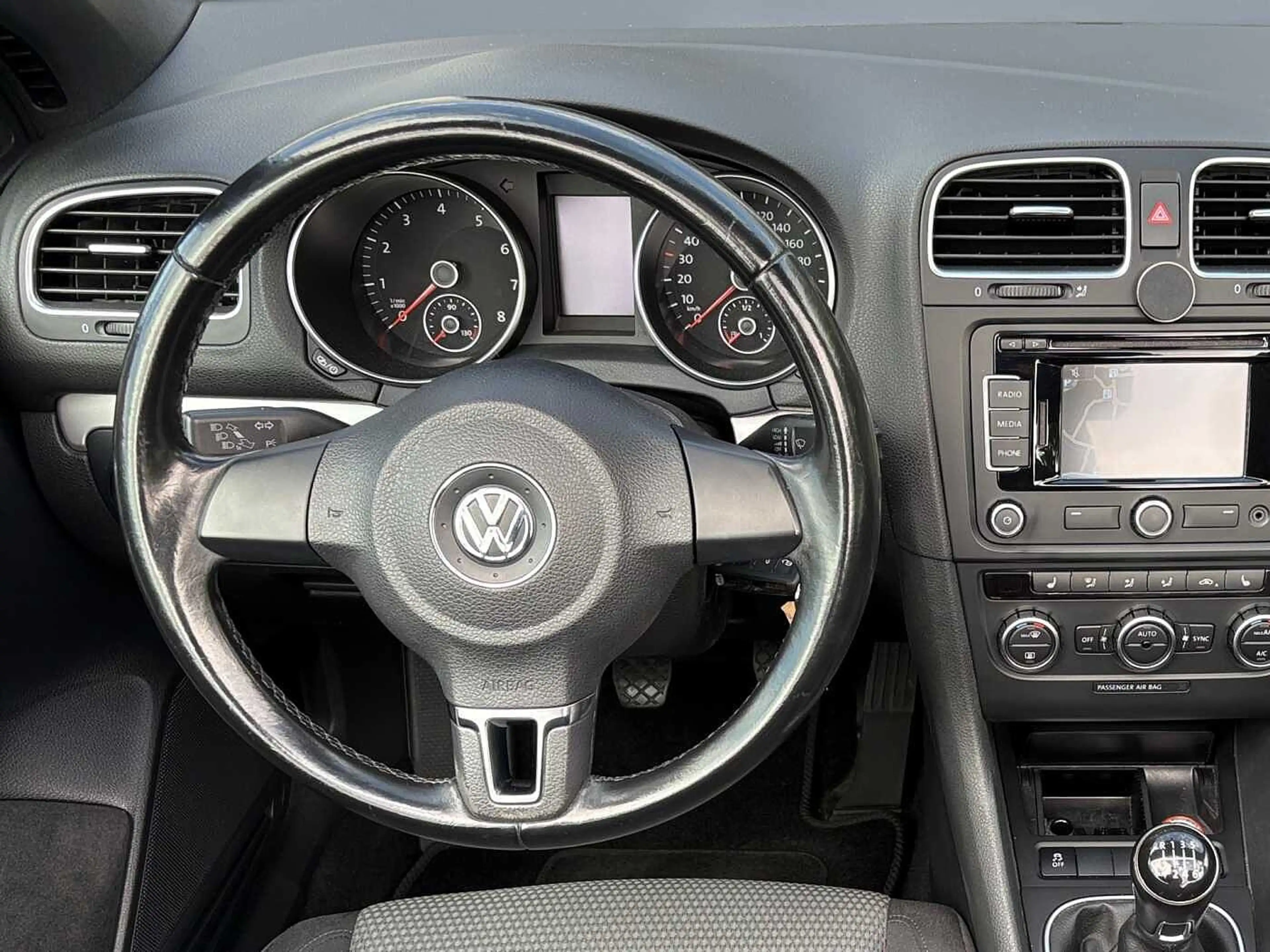Volkswagen Golf Cabriolet 1.2 TSI BMT Navi 4Season Bluetooth Steuerkette Neu — photo 14