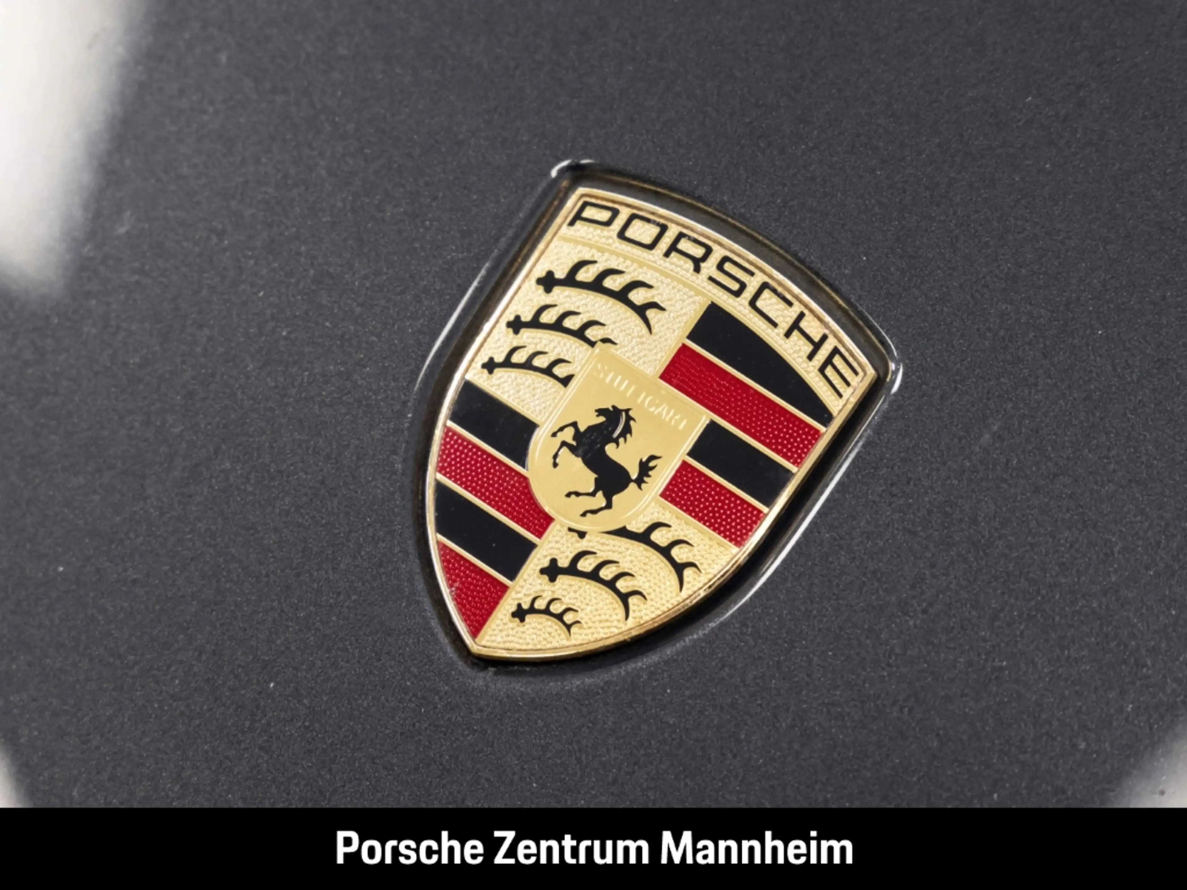Porsche Macan GTS — photo 12