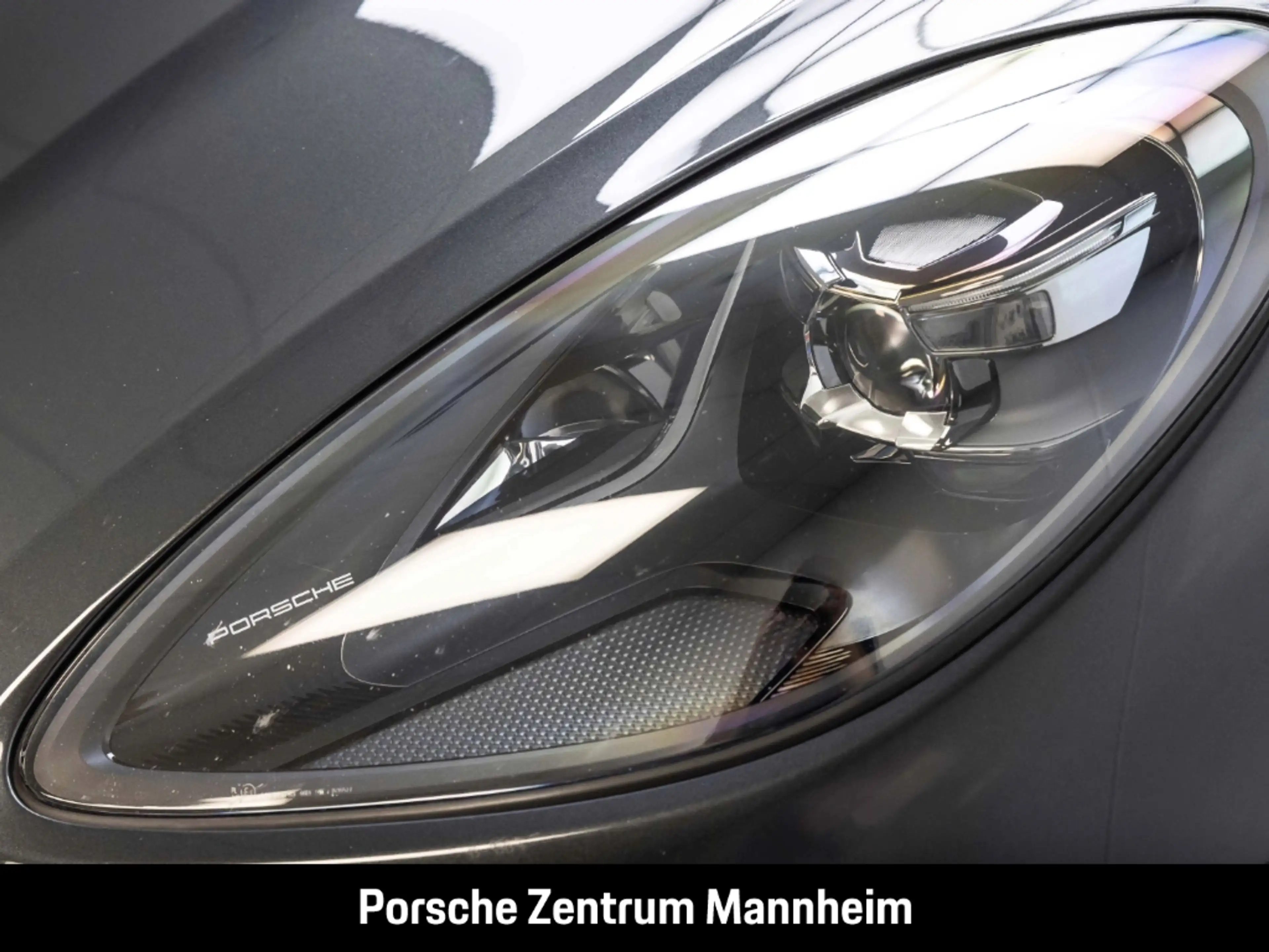 Porsche Macan GTS — photo 13