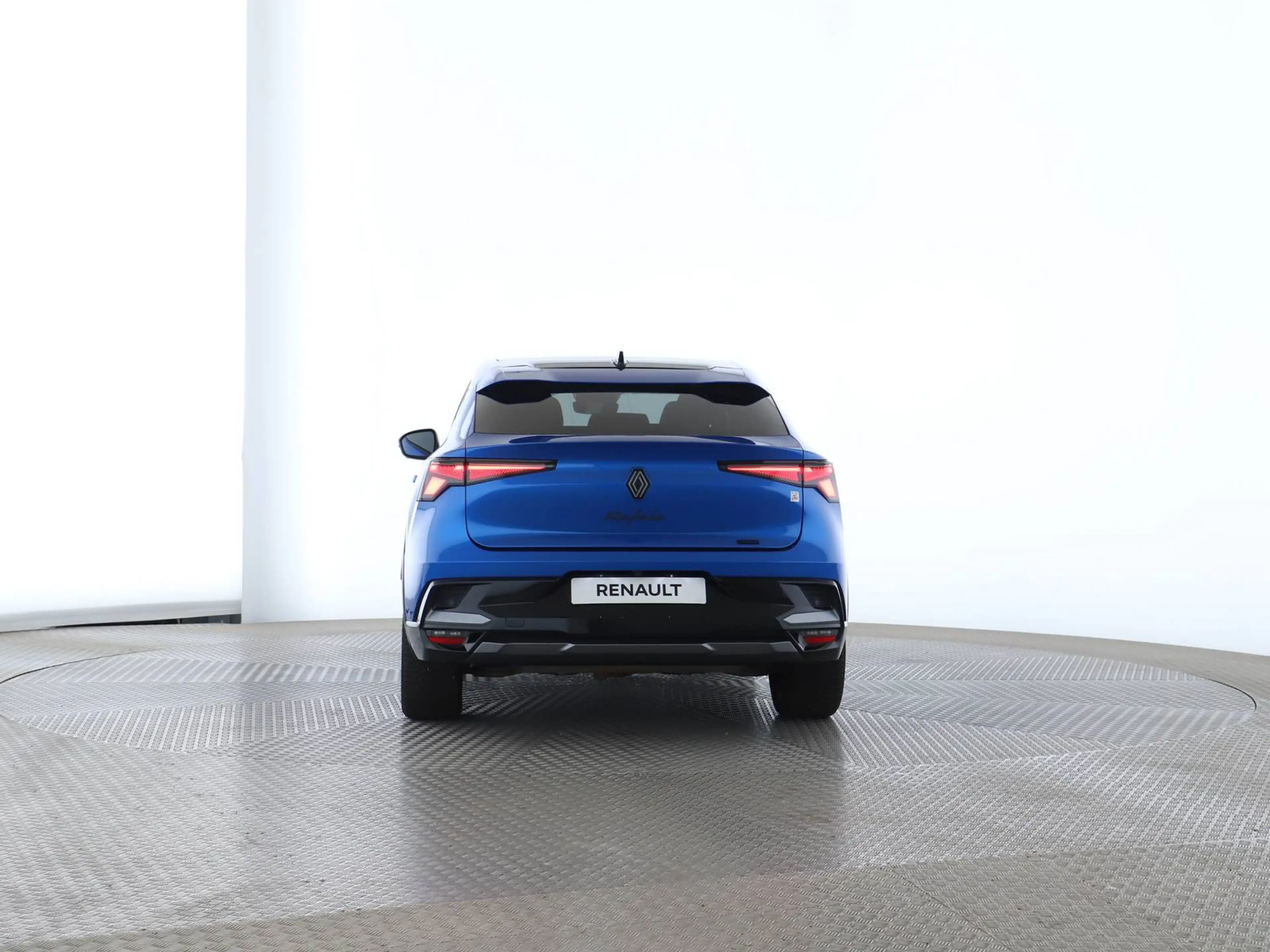 Renault Rafale 200 E-Tech Full Hybrid Esprit Alpine — photo 14