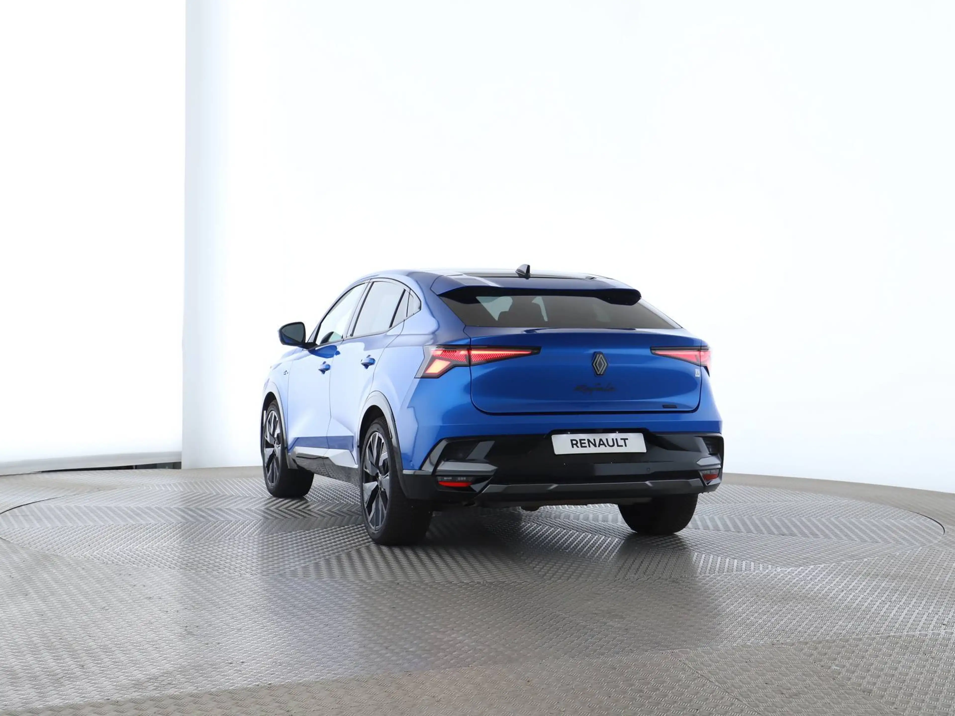 Renault Rafale 200 E-Tech Full Hybrid Esprit Alpine — photo 12