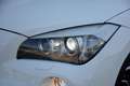 BMW X1 SDrive18i Executive * Pano * Navi * Xenon * 18" Br Weiß - thumbnail 17