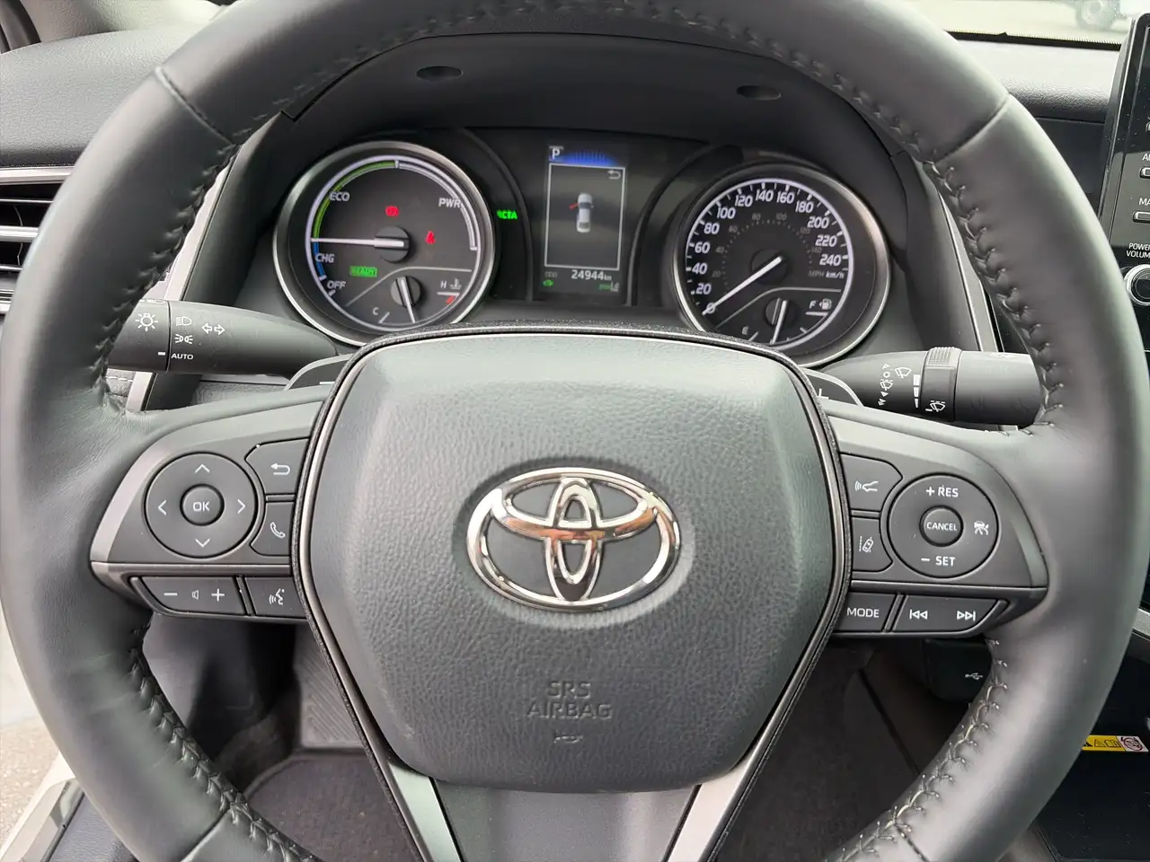 Toyota Camry photo Toyota Camry