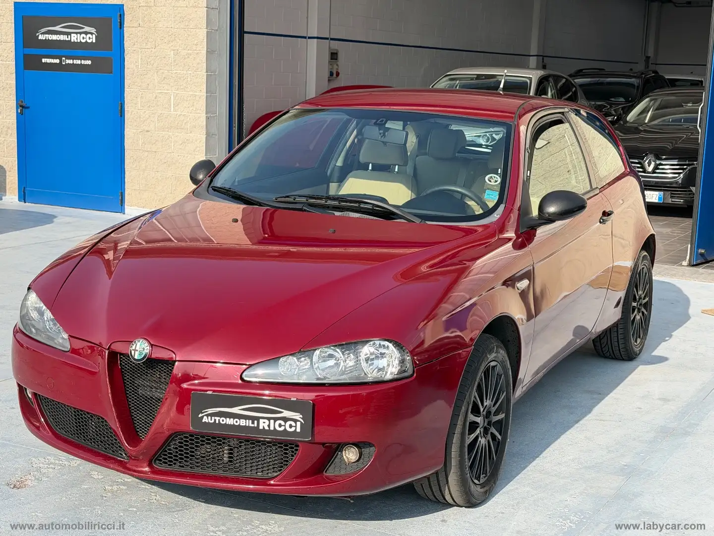 Alfa Romeo 147 1.9 JTD 115CV 3p. Distinctive Rojo - 1