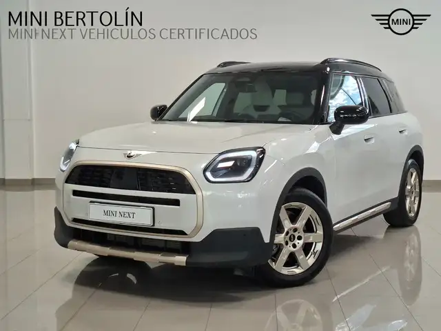 MINI One Countryman C Essential