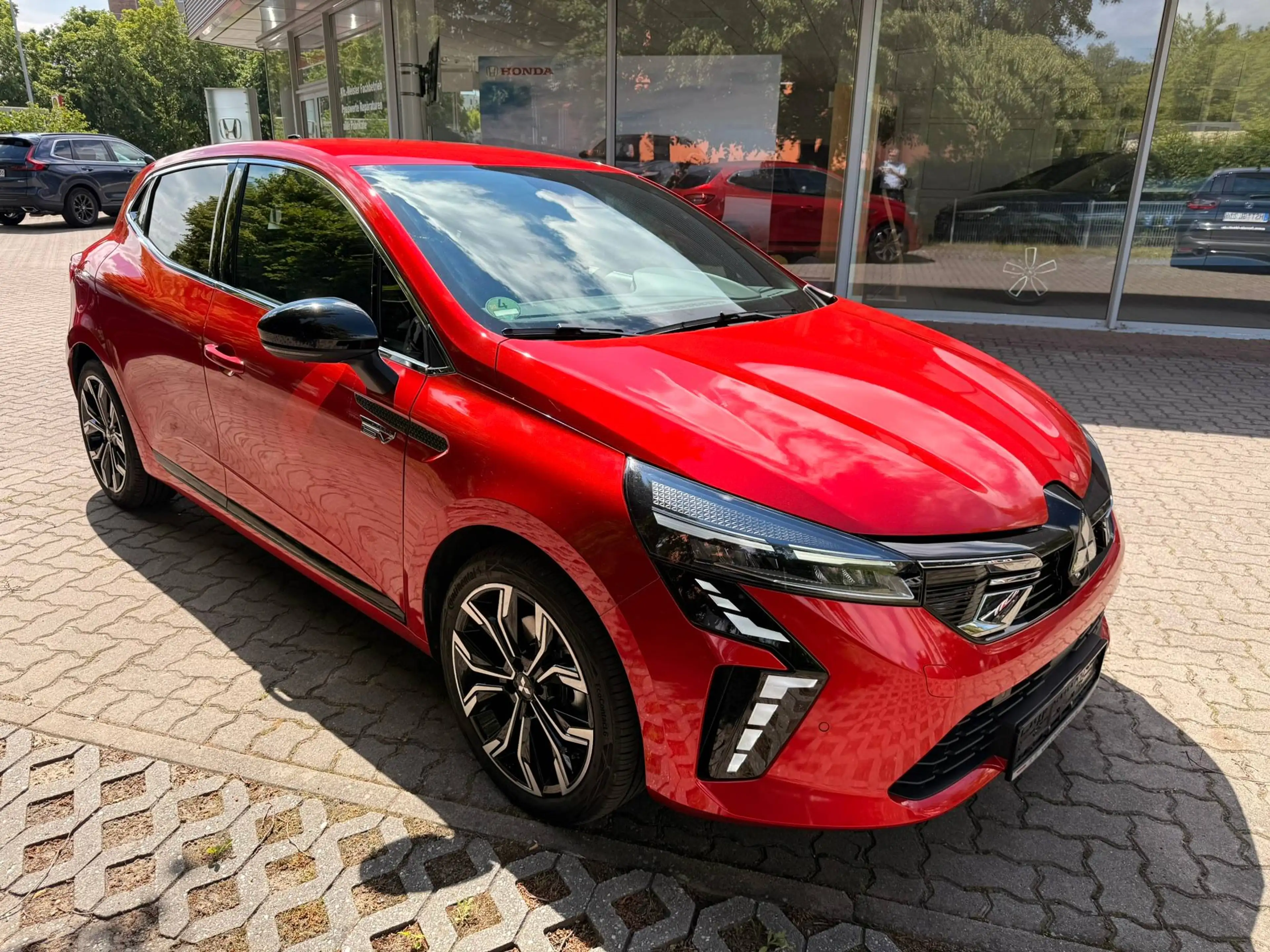 Mitsubishi Colt Intro Edition Hybrid Kamera — photo 7