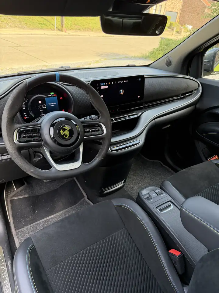 Abarth 500e 2023