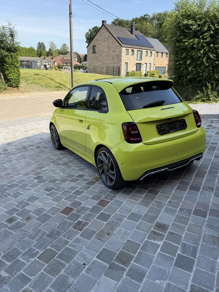 Abarth 500e 2023