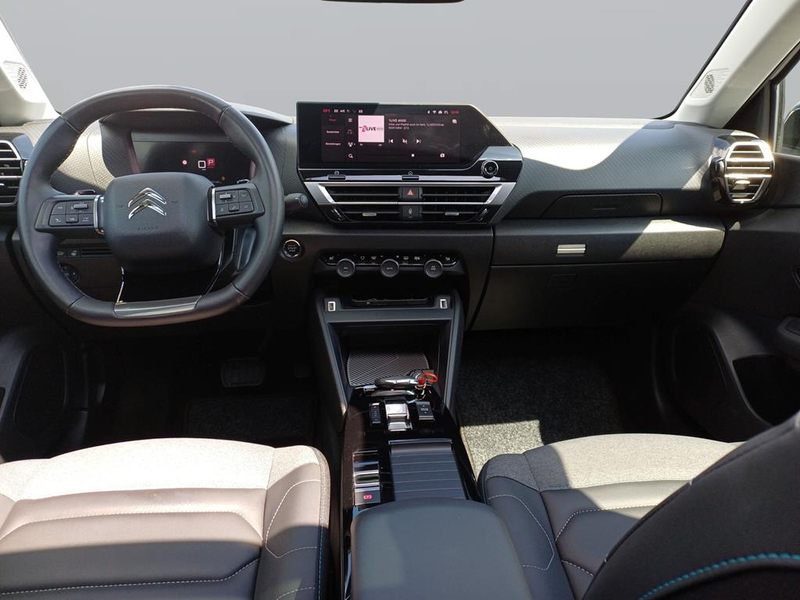 Citroen C4 PureTech 130 EAT8 Shine — photo 11