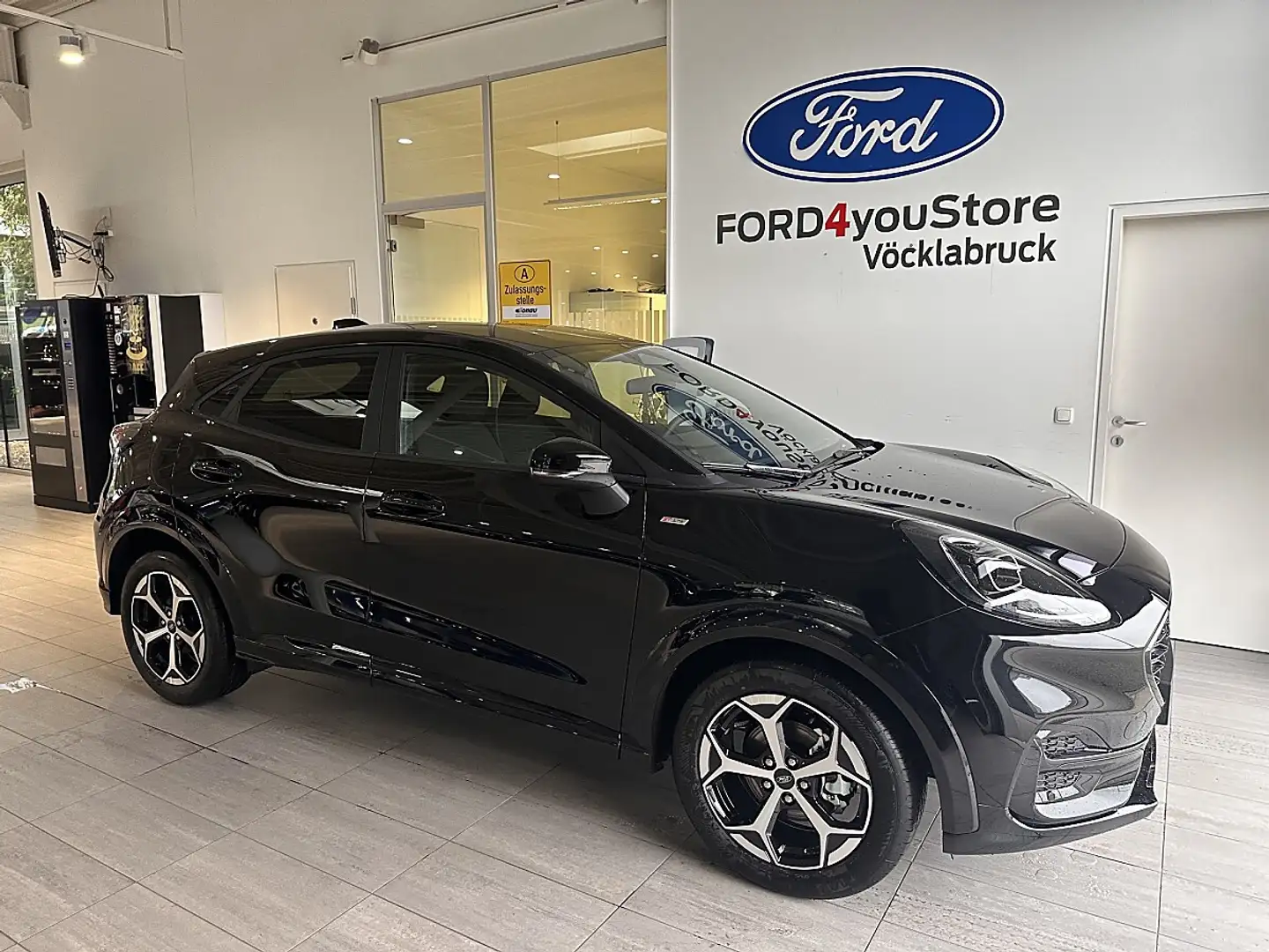 Ford Puma 1,0 EcoBoost Hybrid ST-Line Aut. Schwarz - 1