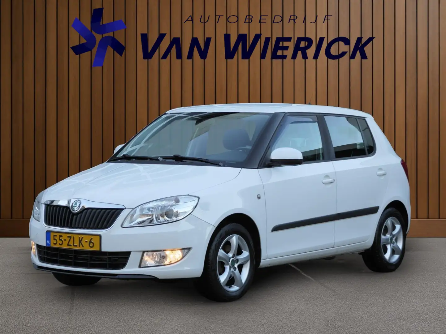 Skoda Fabia 1.2 TSI Tour | Trekhaak | LM Velgen | Cruise | Air Blanc - 1