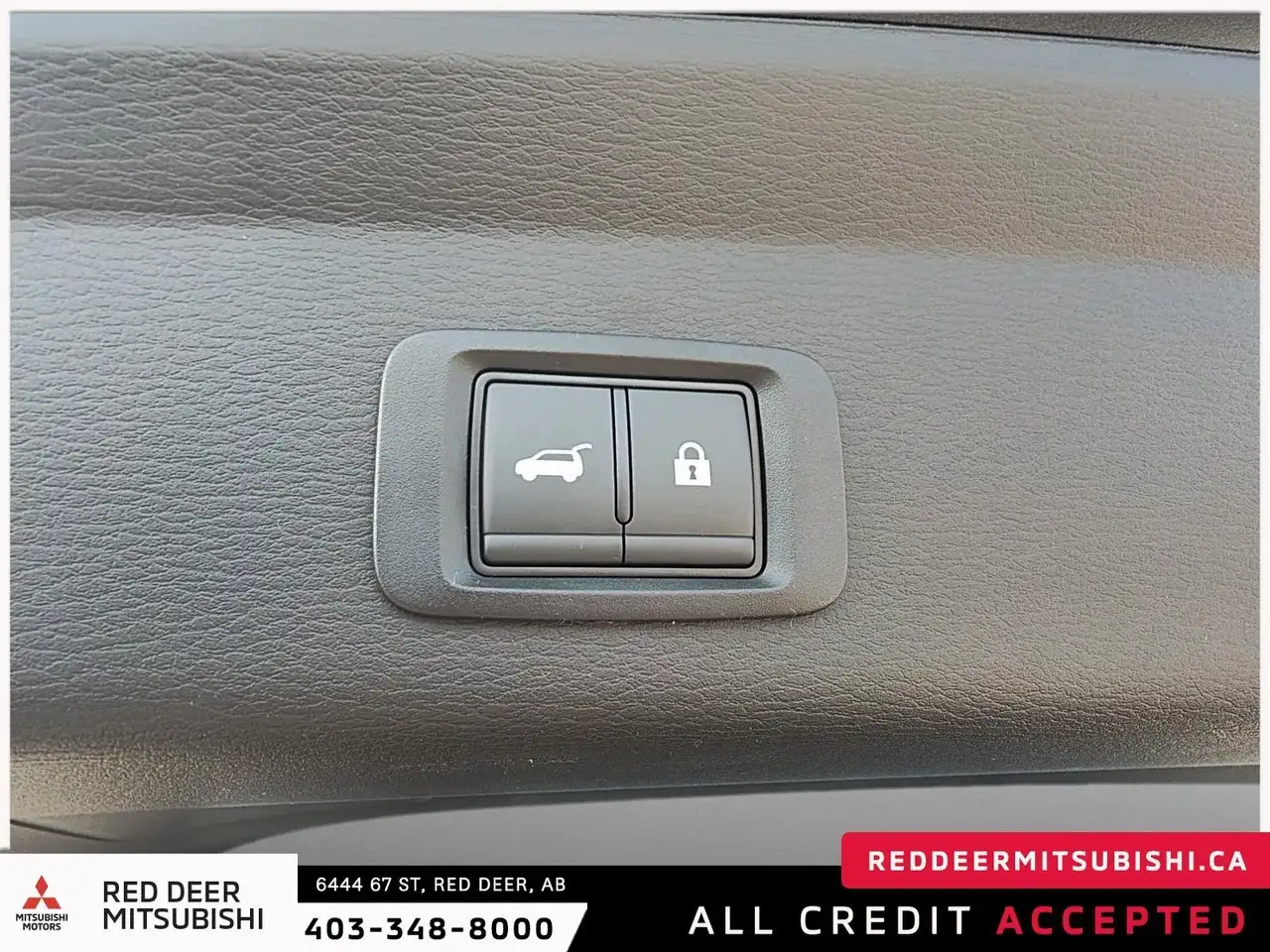 Mitsubishi Outlander снимка Mitsubishi Outlander