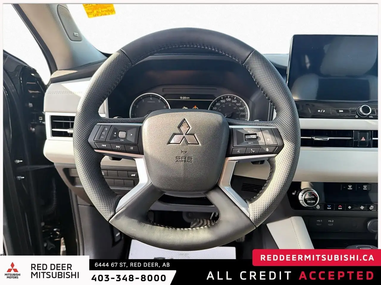 Mitsubishi Outlander снимка Mitsubishi Outlander