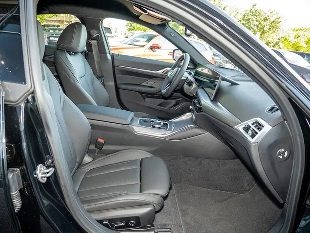 BMW I4 view 4