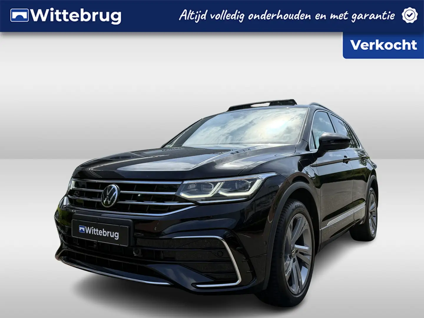 Volkswagen Tiguan 1.4 TSI eHybrid 245pk DSG R-Line / Panoramadak / L Zwart - 1