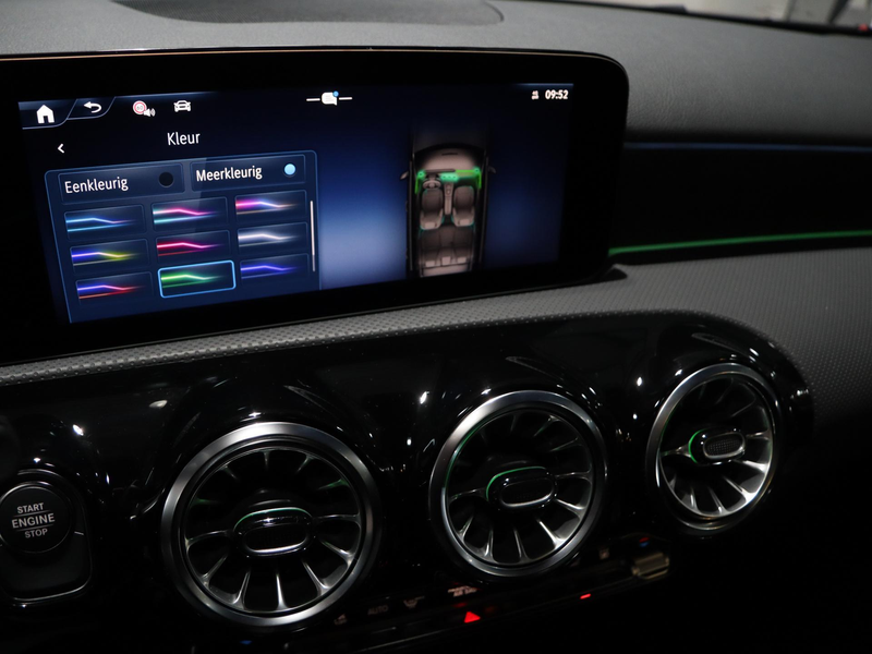 Mercedes-Benz A 250 250e Business Solution AMG | Panoramaschuifdak | P — photo 14