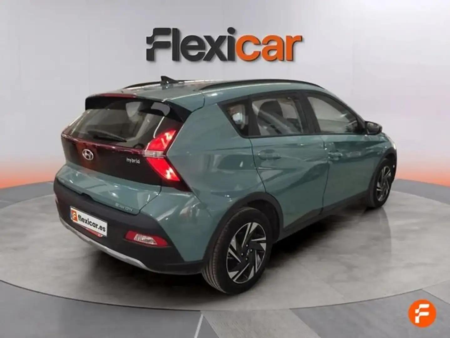 Hyundai BAYON 1.0 TGDI 74kW (100CV) 48V Klass Blanco - 2