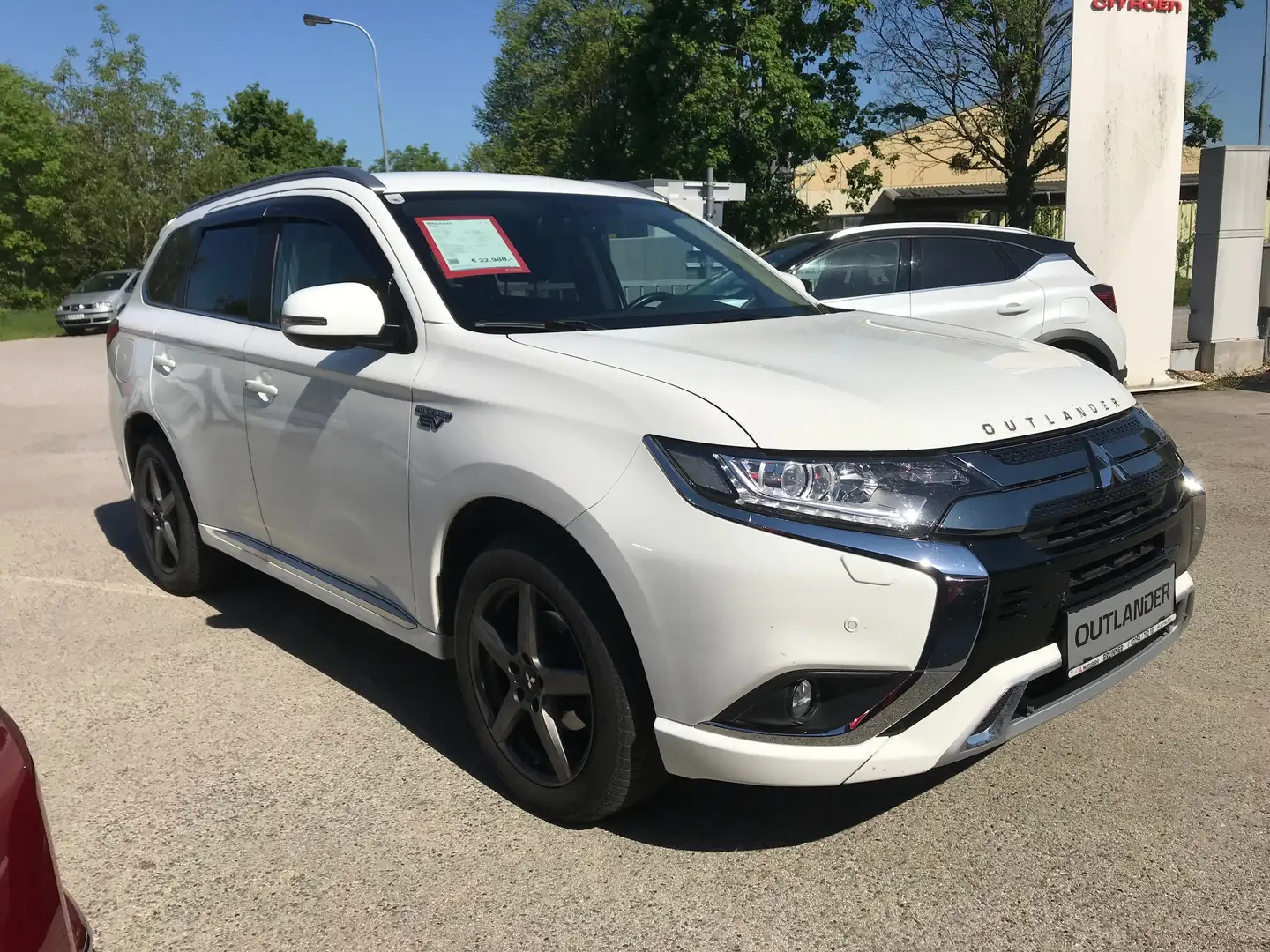 Mitsubishi Outlander 2,4 PHEV Intense Aut. Bianco - 1