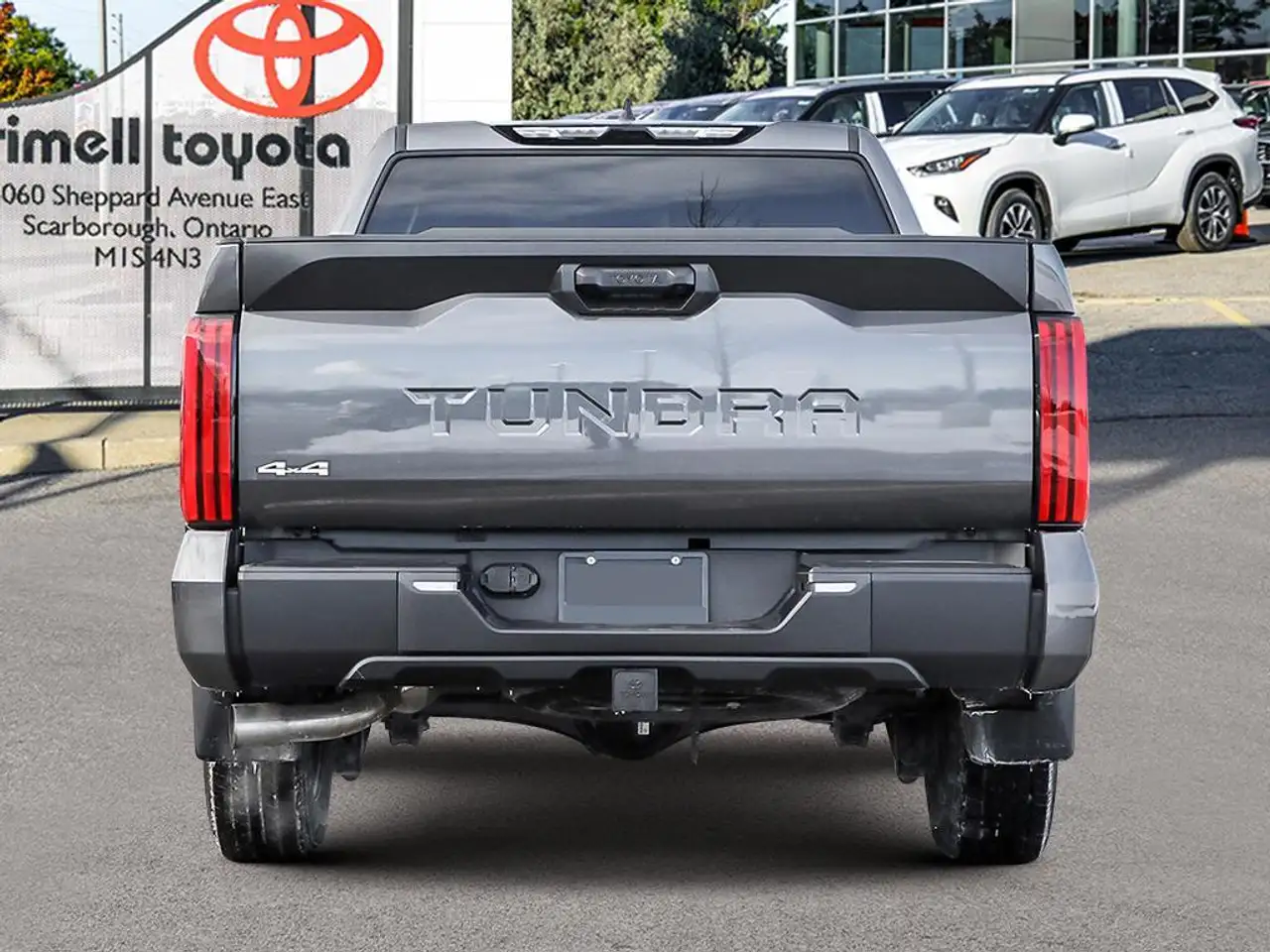 Toyota Tundra снимка Toyota Tundra