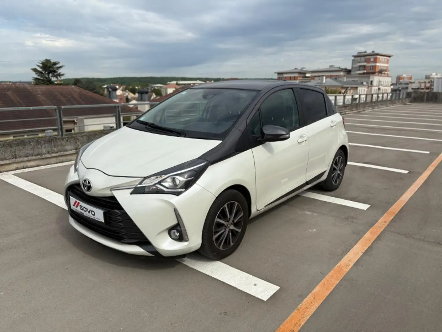 Toyota Yaris 70 VVT-I DESIGN Y20 5P MY19 Blanc - 1