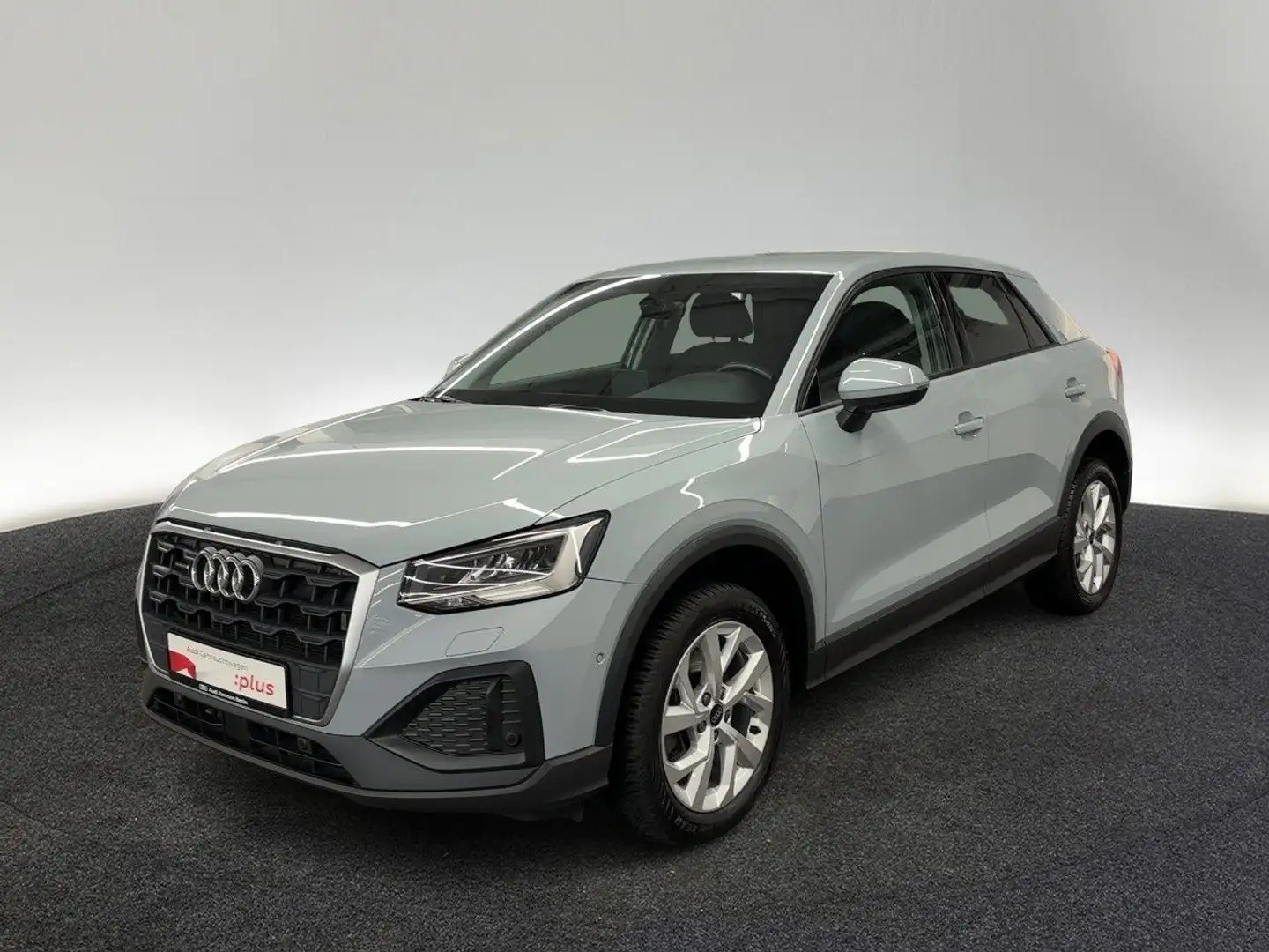 Audi Q2 40 TFSI qu.S tronic LED RFK DAB SITZHZG Grijs - 2