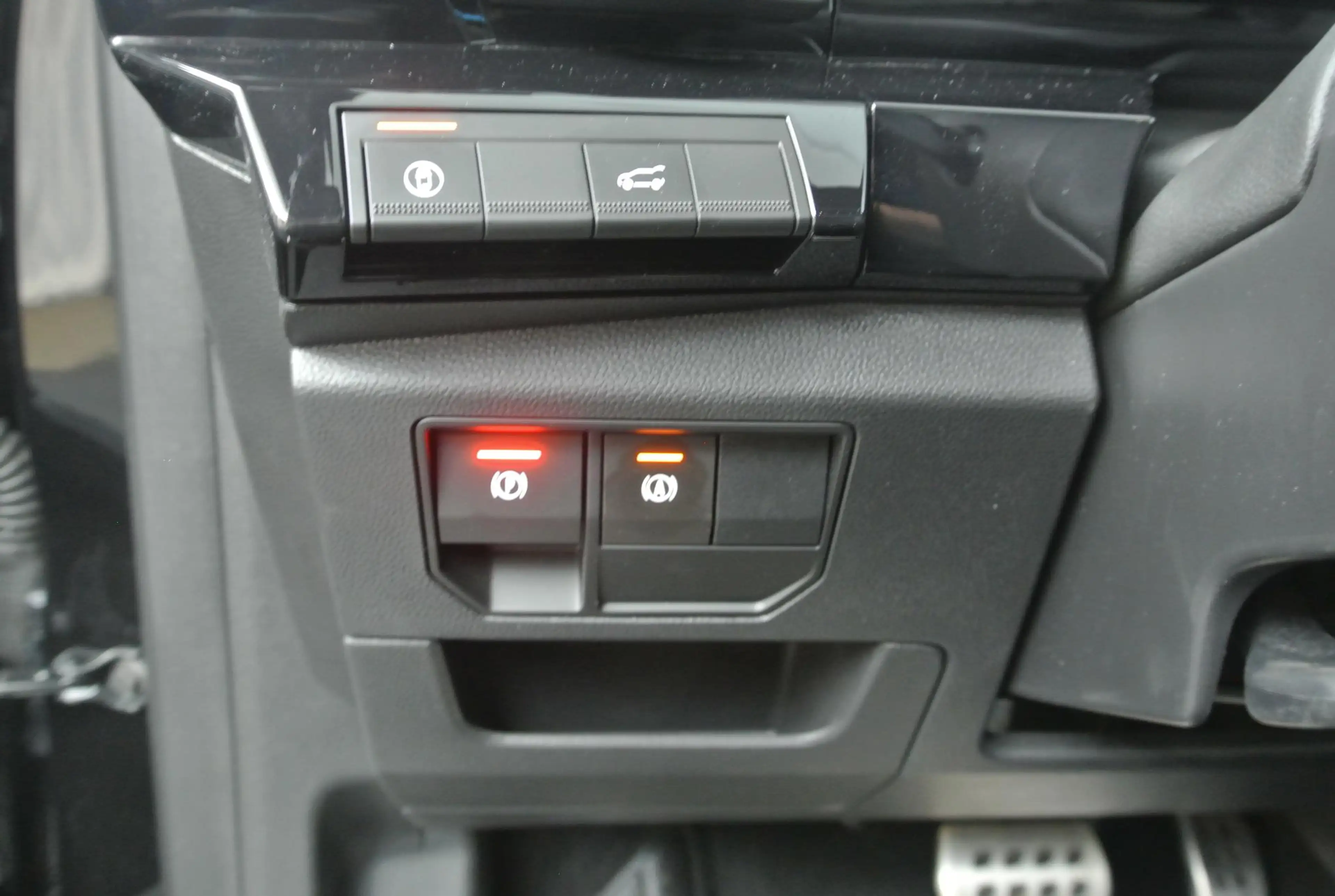 Renault Espace E-Tech full hybrid 200 esprit Alpine 7p. | Pack Pr — photo 40