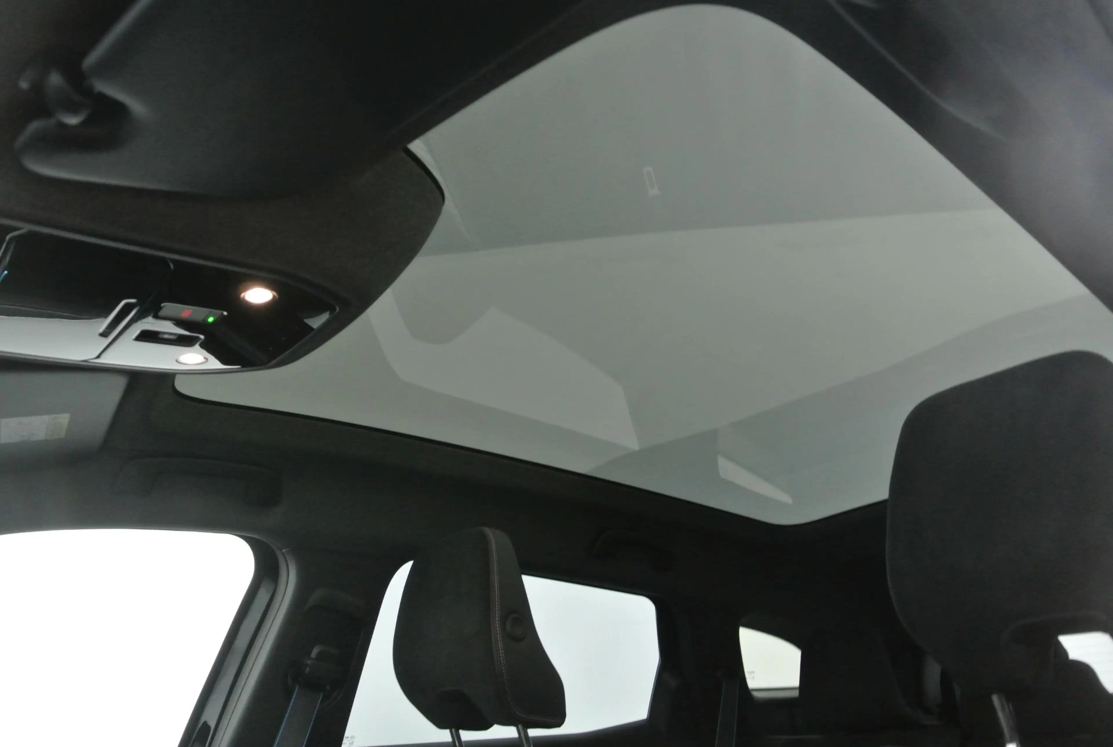 Renault Espace E-Tech full hybrid 200 esprit Alpine 7p. | Pack Pr — photo 13
