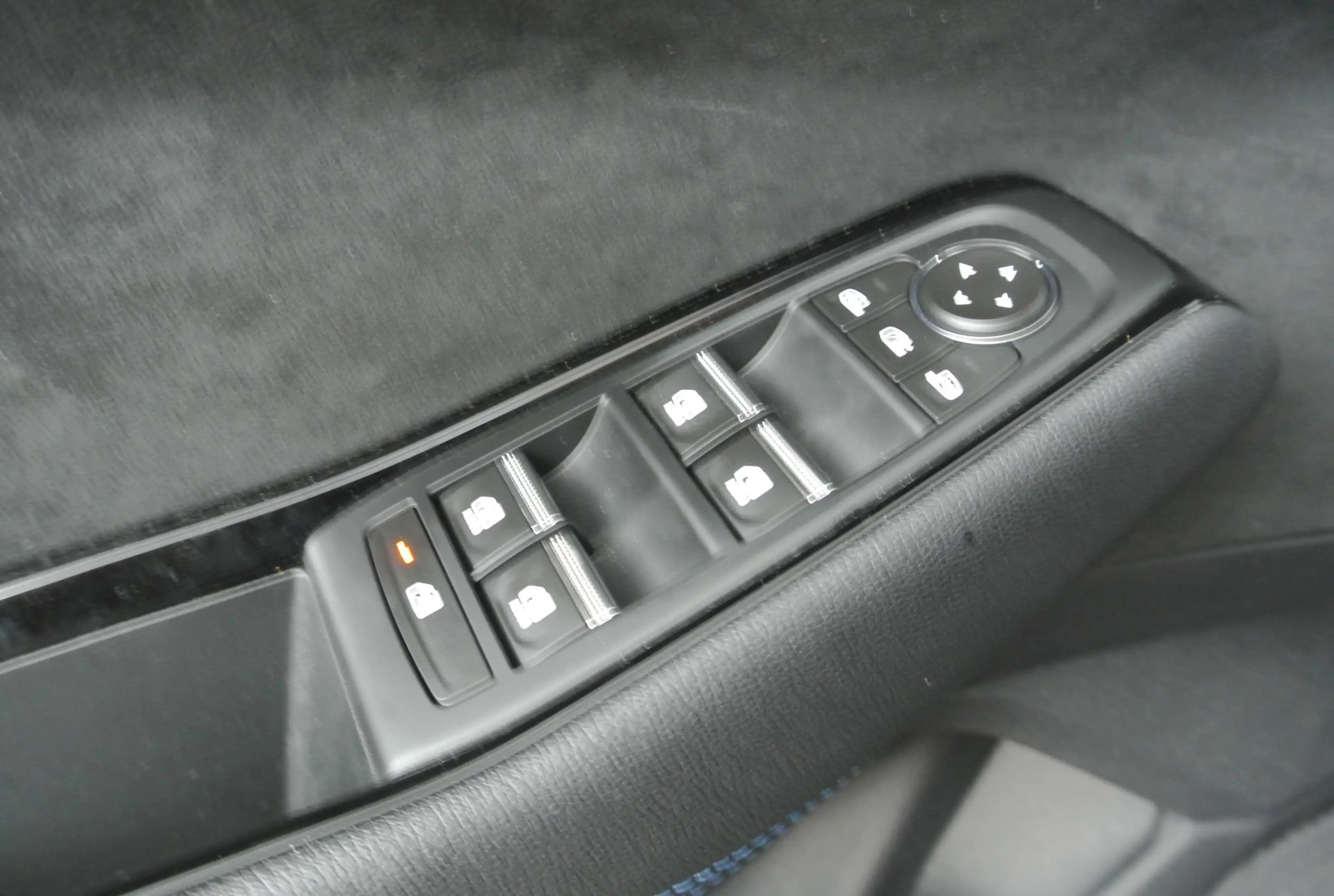 Renault Espace E-Tech full hybrid 200 esprit Alpine 7p. | Pack Pr — photo 42