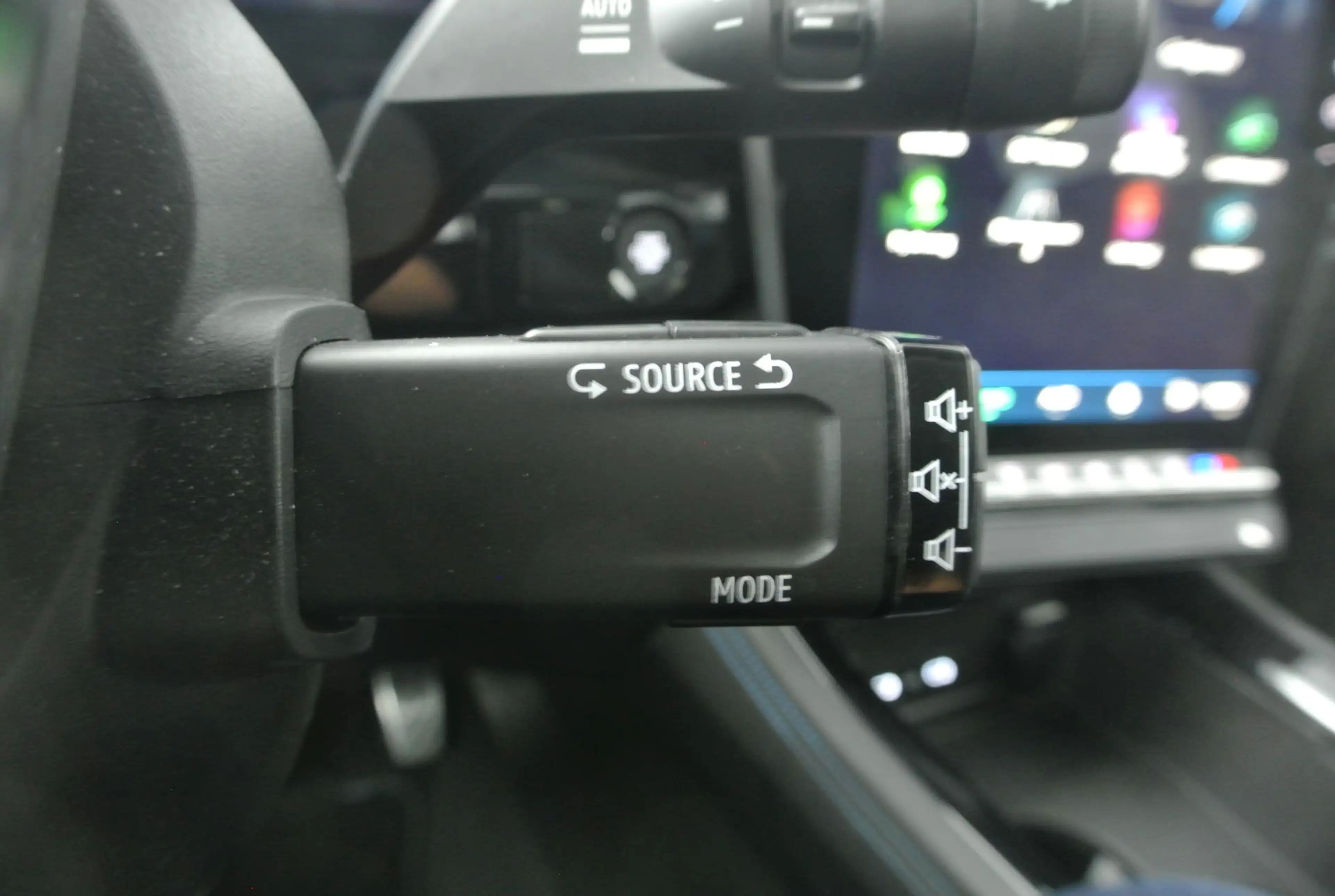 Renault Espace E-Tech full hybrid 200 esprit Alpine 7p. | Pack Pr — photo 39