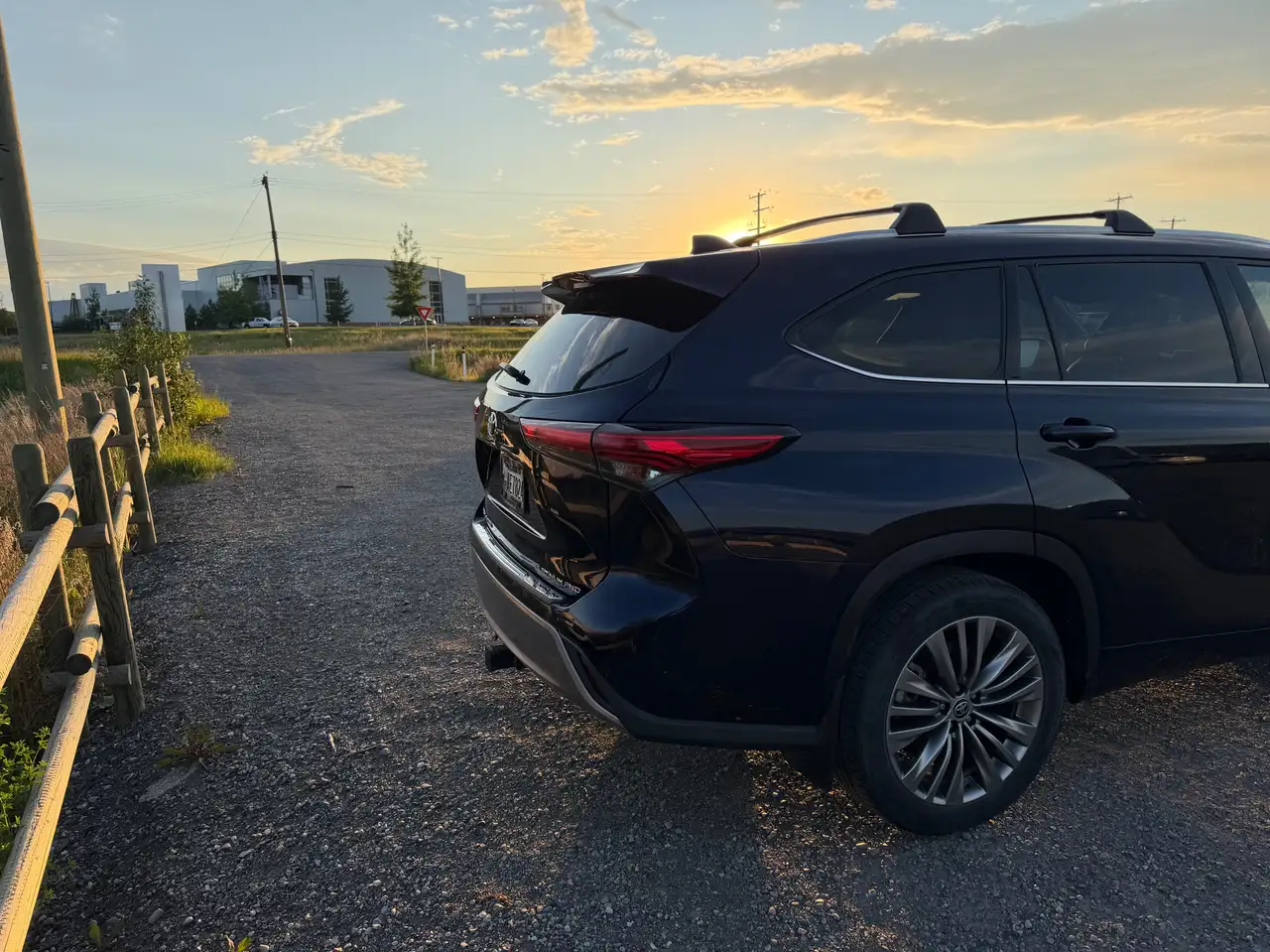 Toyota Highlander photo Toyota Highlander