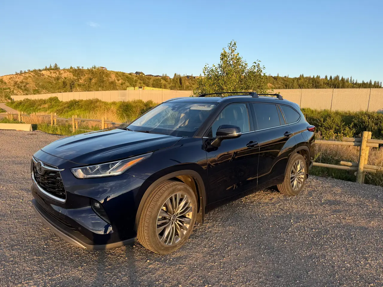 Toyota Highlander photo Toyota Highlander